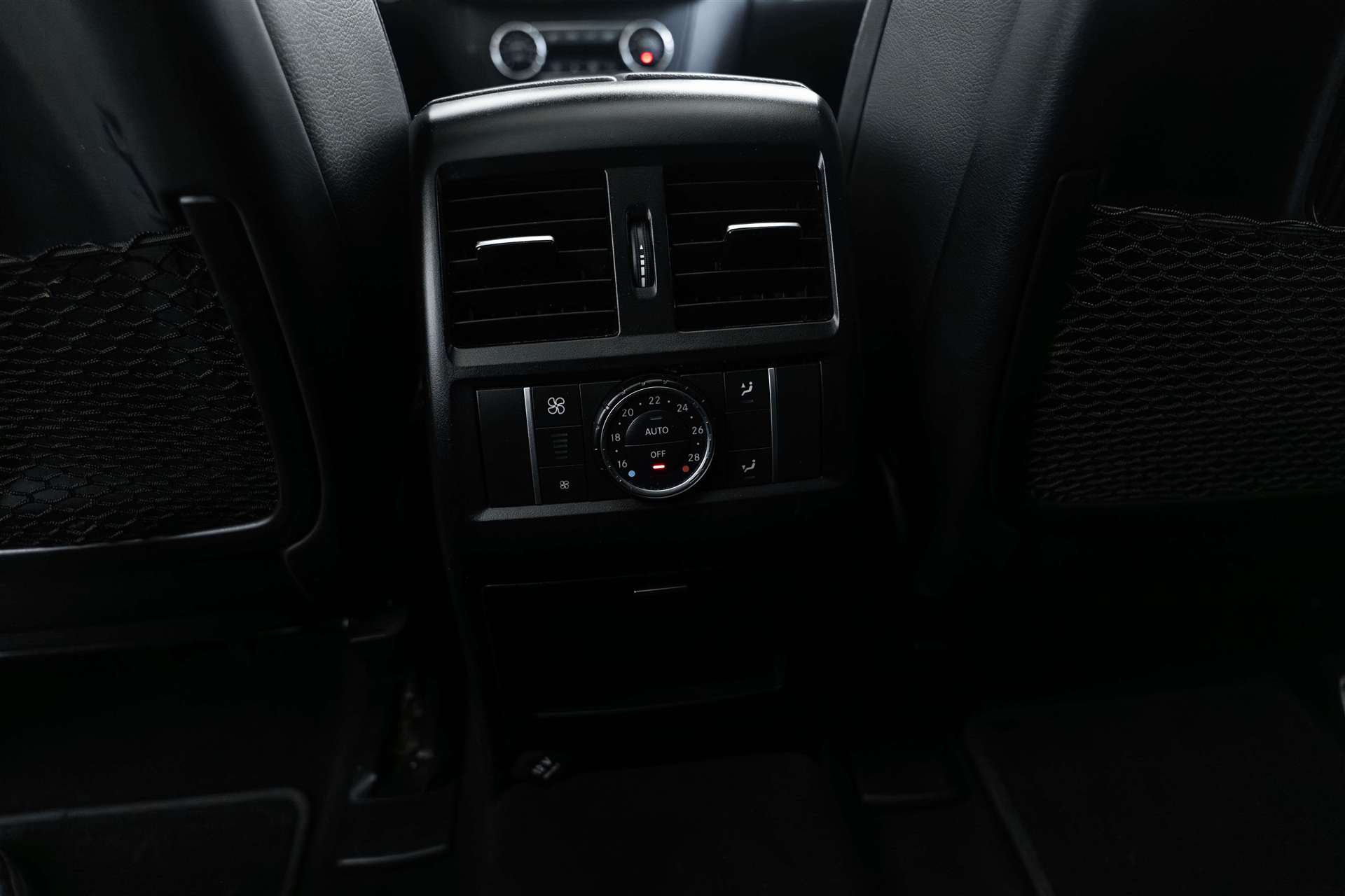 MERCEDES-BENZ GLE 350 d Executive 4Matic 9G-Tronic-image-15