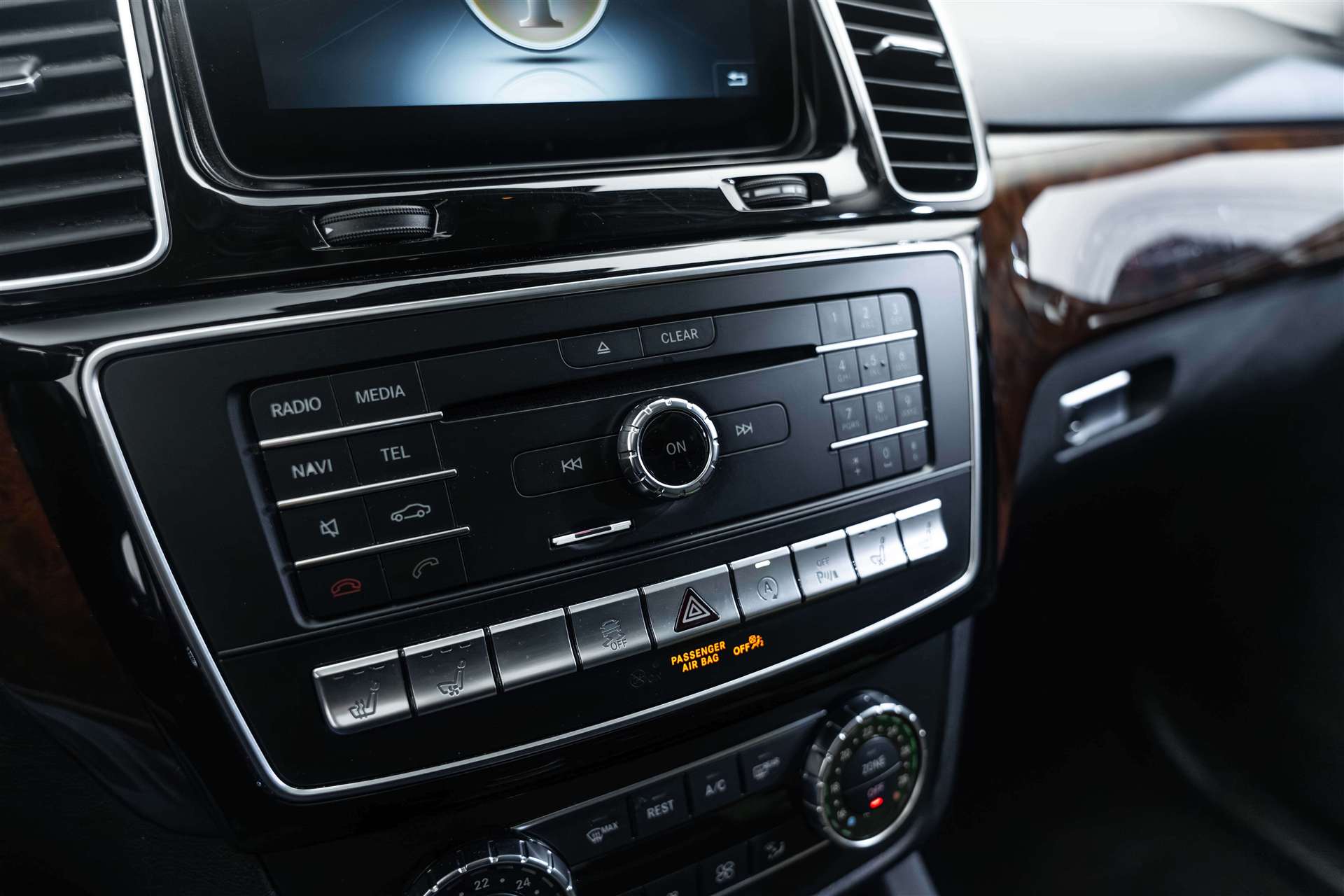 MERCEDES-BENZ GLE 350 d Executive 4Matic 9G-Tronic-image-29