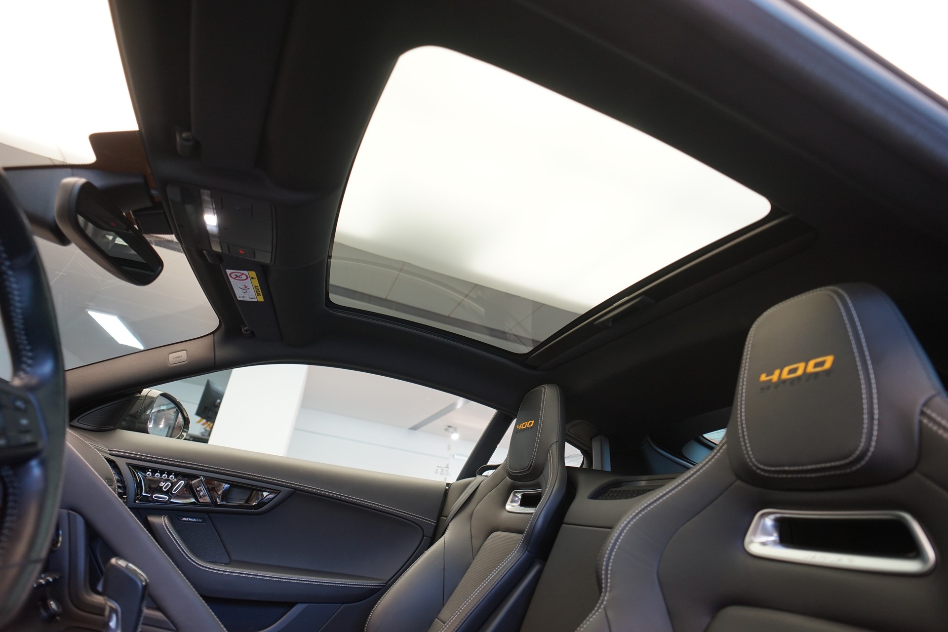 JAGUAR F-Type Coupé 3.0 V6 S/C 400 Sport AWD Automatik-image-16