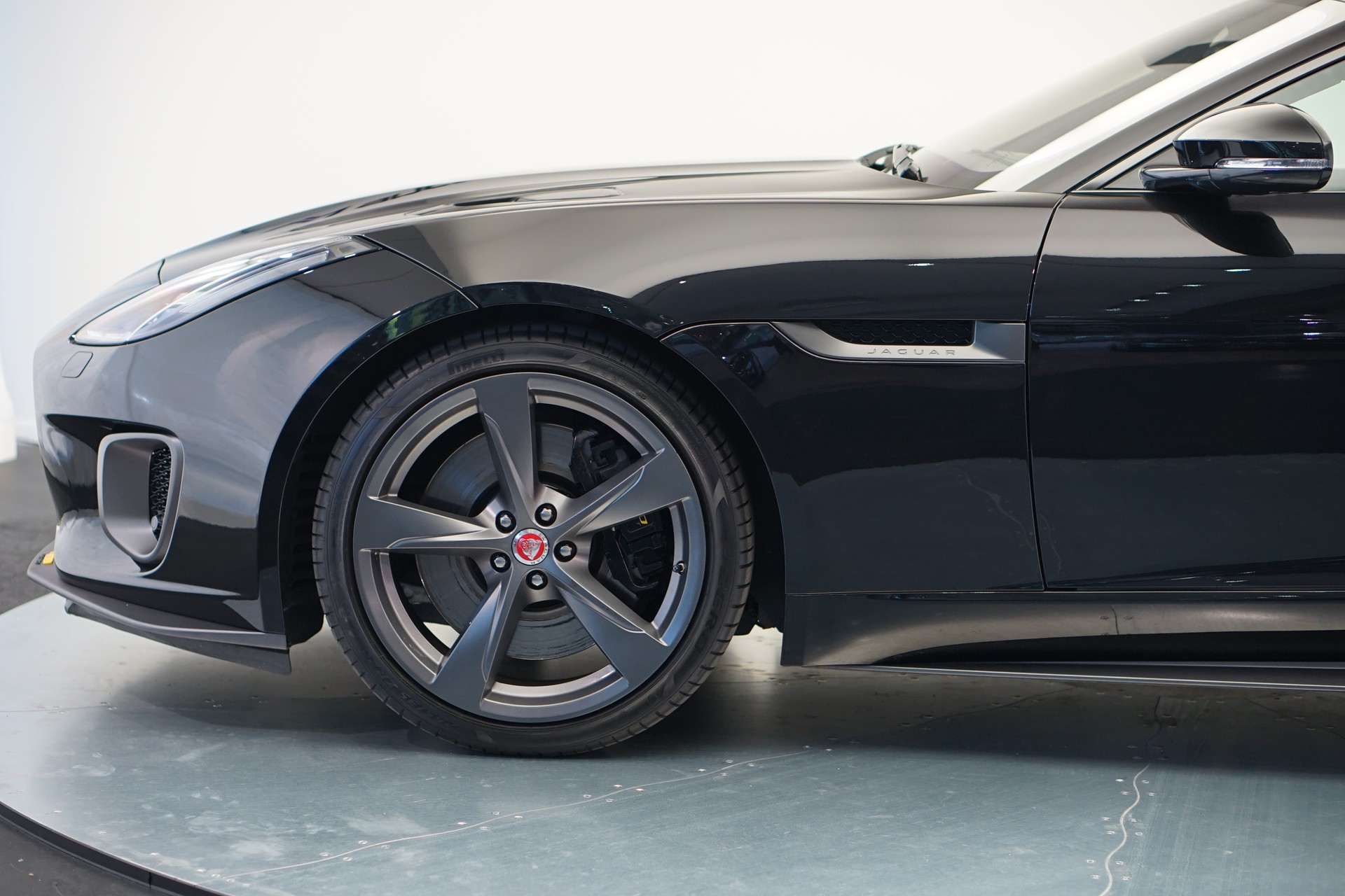 JAGUAR F-Type Coupé 3.0 V6 S/C 400 Sport AWD Automatik-image-33