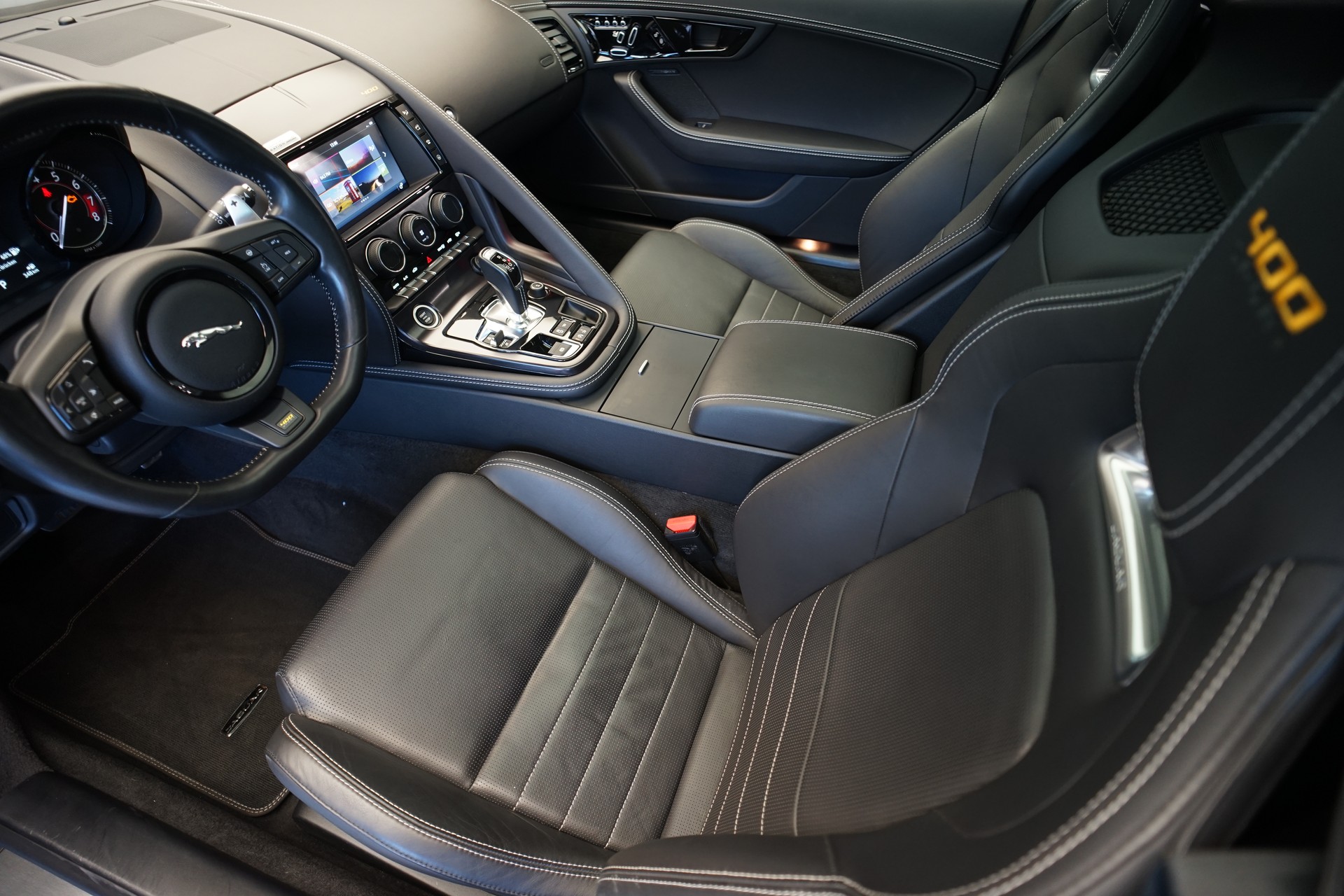 JAGUAR F-Type Coupé 3.0 V6 S/C 400 Sport AWD Automatik-image-12