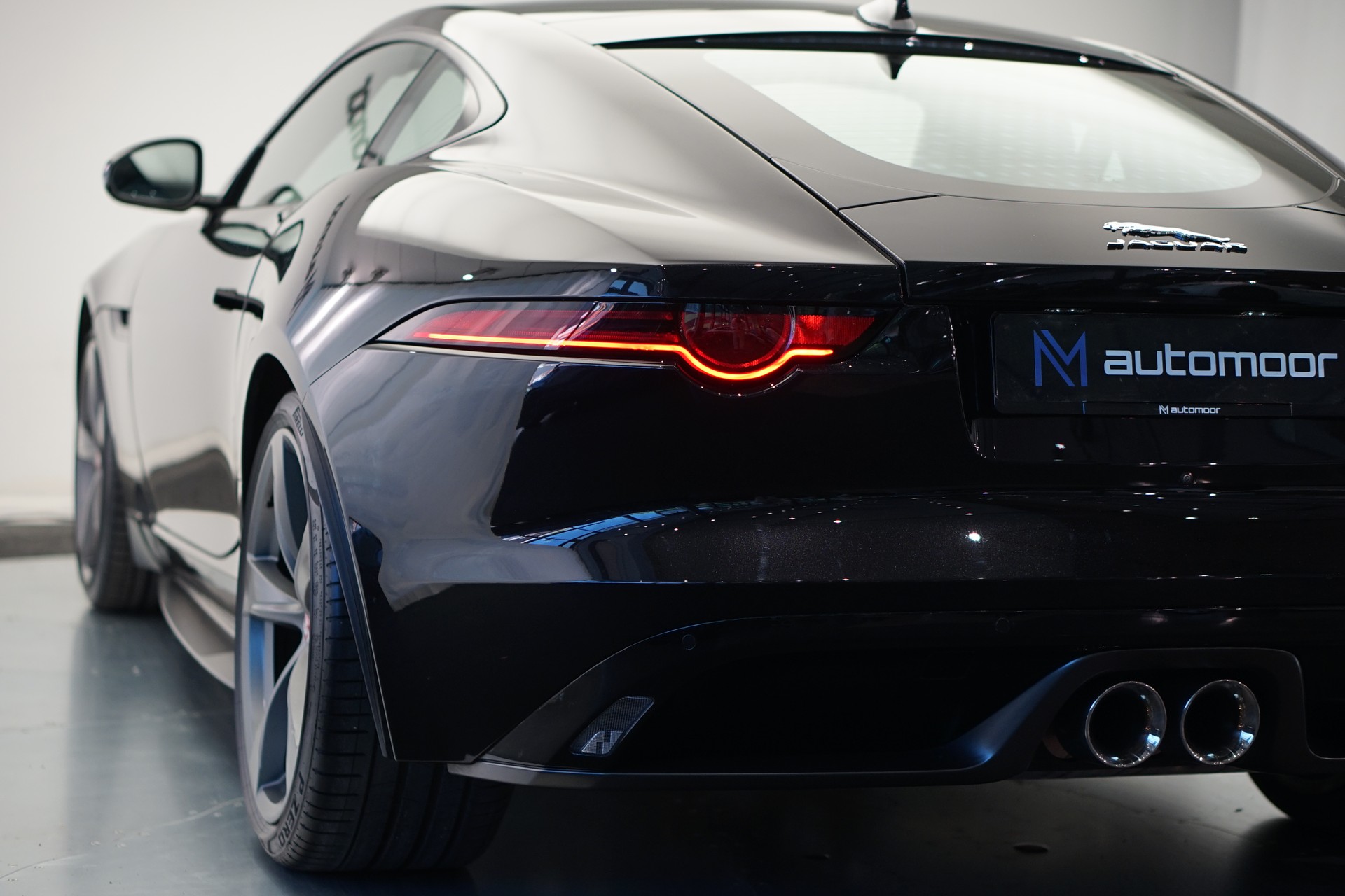 JAGUAR F-Type Coupé 3.0 V6 S/C 400 Sport AWD Automatik-image-32