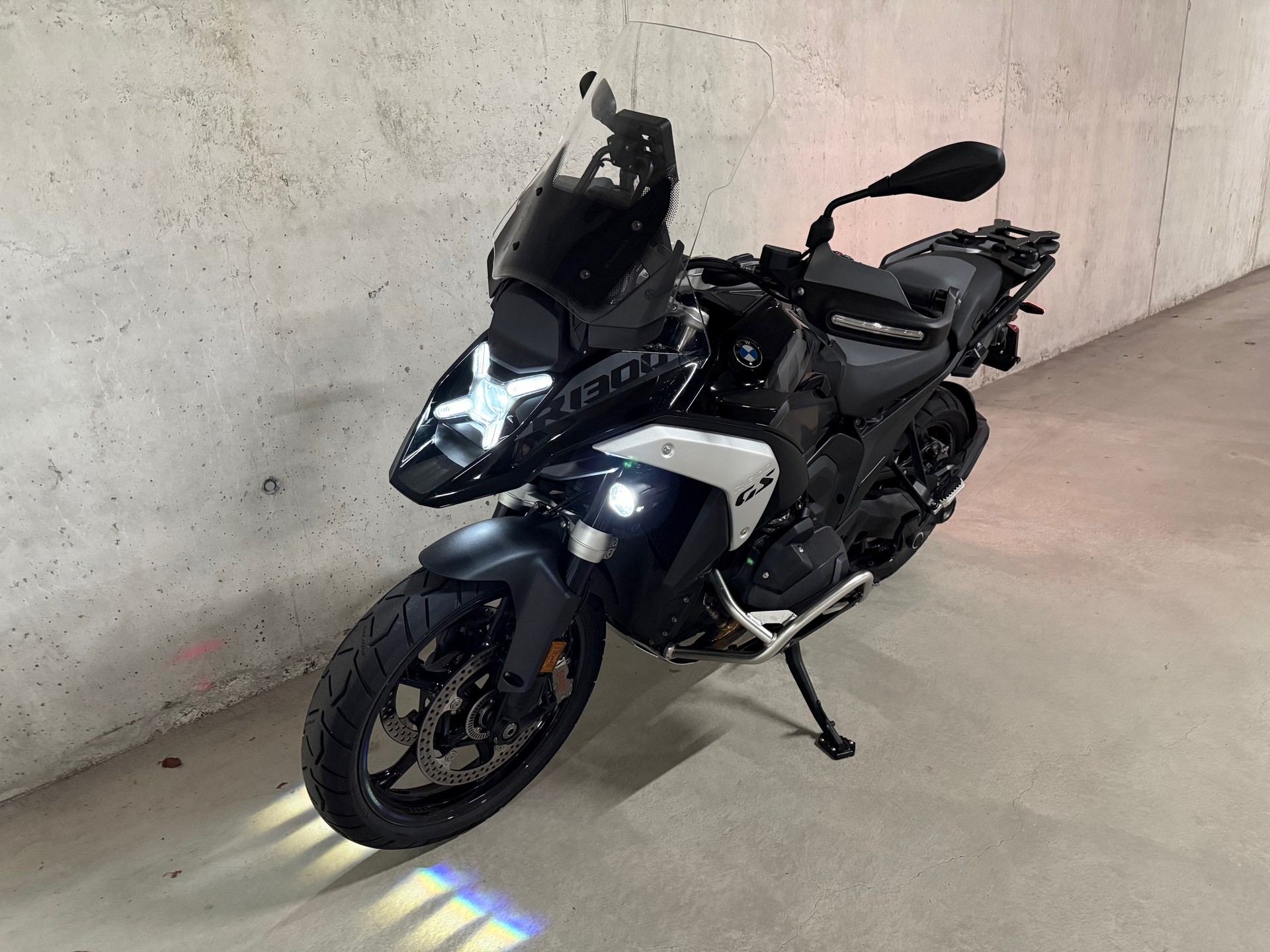 BMW R 1300 GS Triple Black / Frisch ab Service-image-1