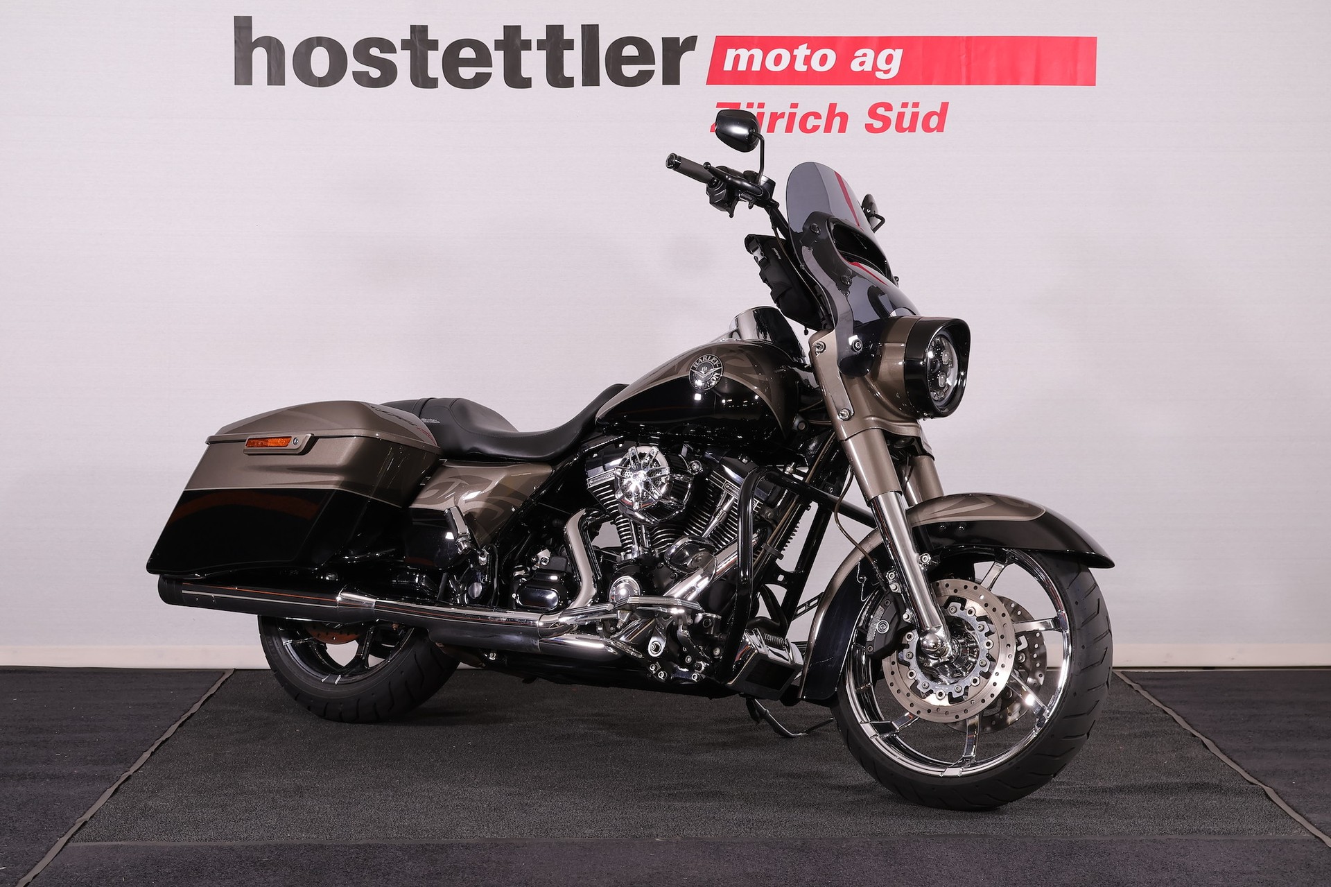 HARLEY-DAVIDSON FLHRSE 1800 Road King CVO ABS-image-2