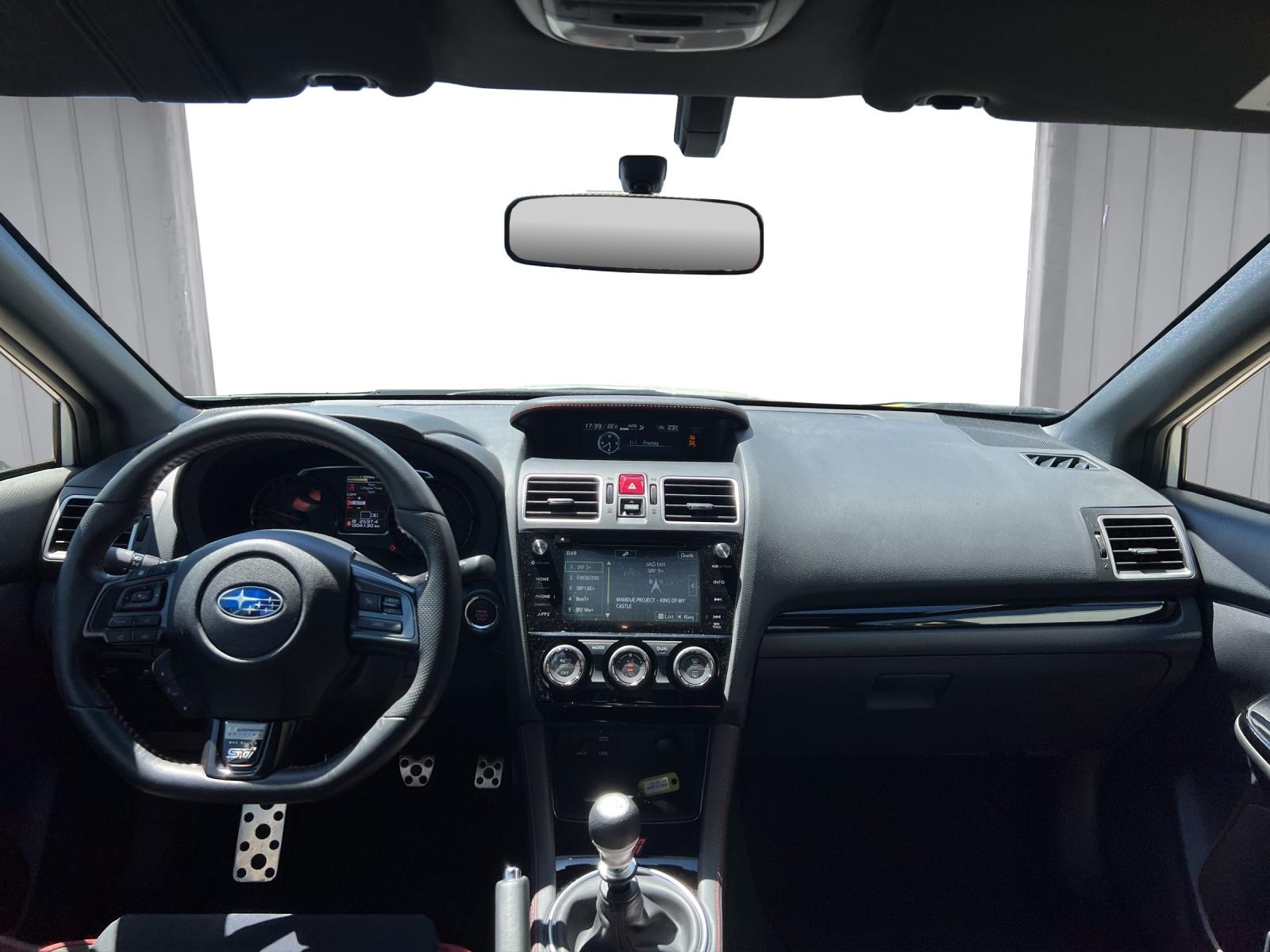 SUBARU WRX STI 2.5 T Swiss-image-10