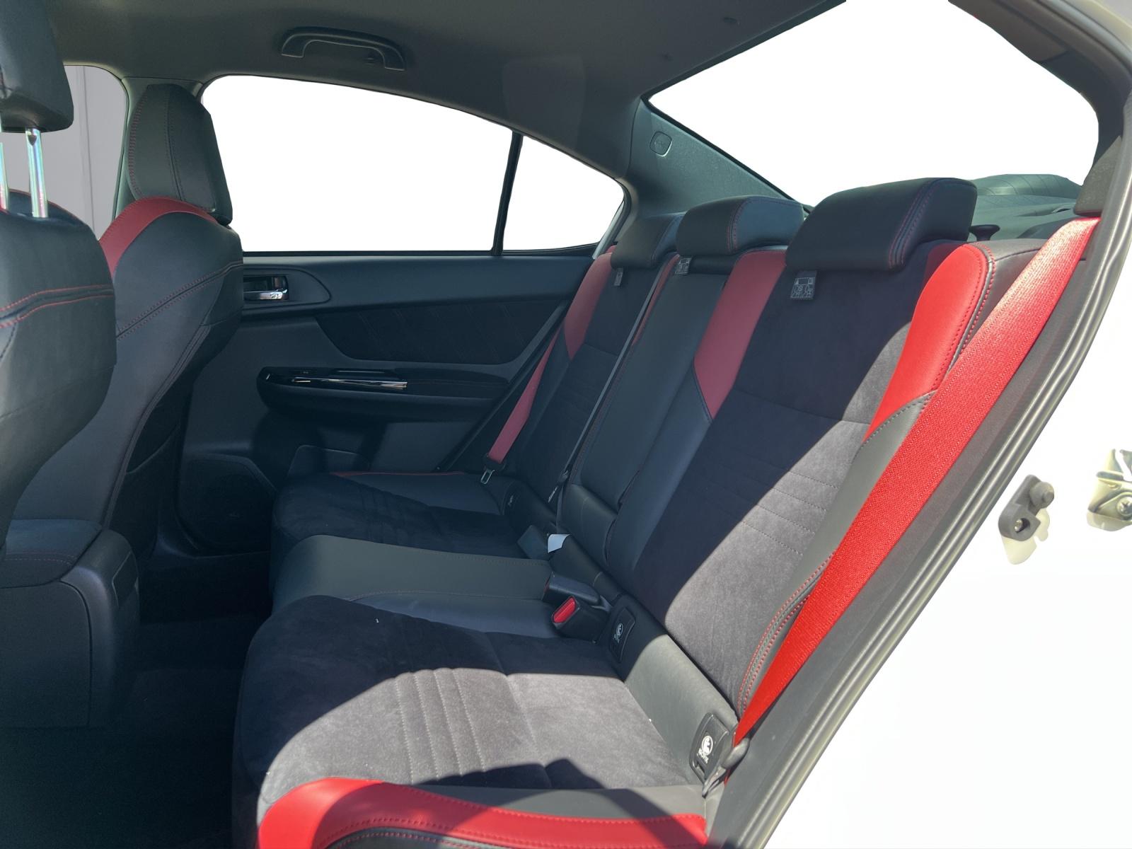 SUBARU WRX STI 2.5 T Swiss-image-9