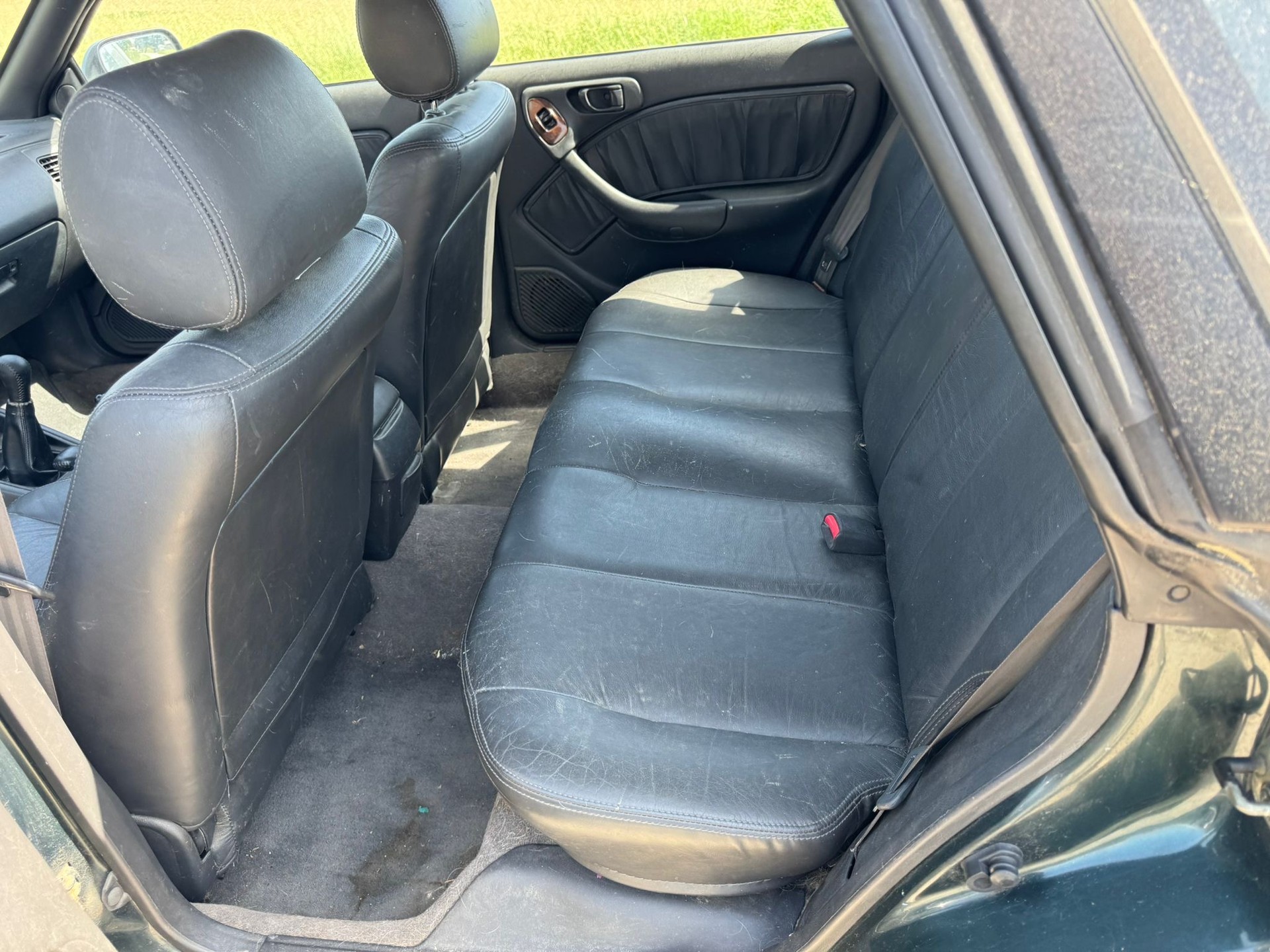 SUBARU Legacy 2.2 SST Limited A-image-9