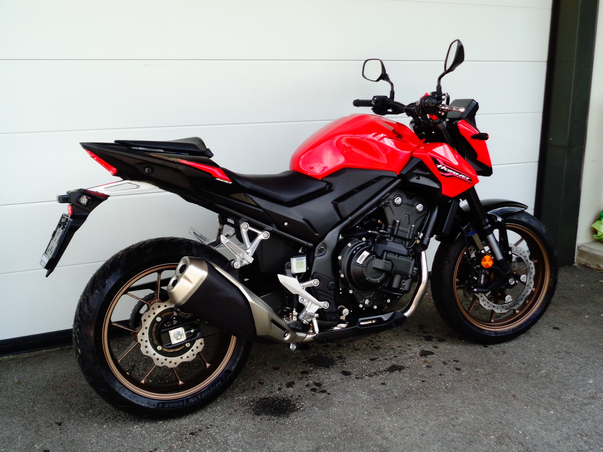 HONDA CB 500 Hornet E-Clutch-image-11