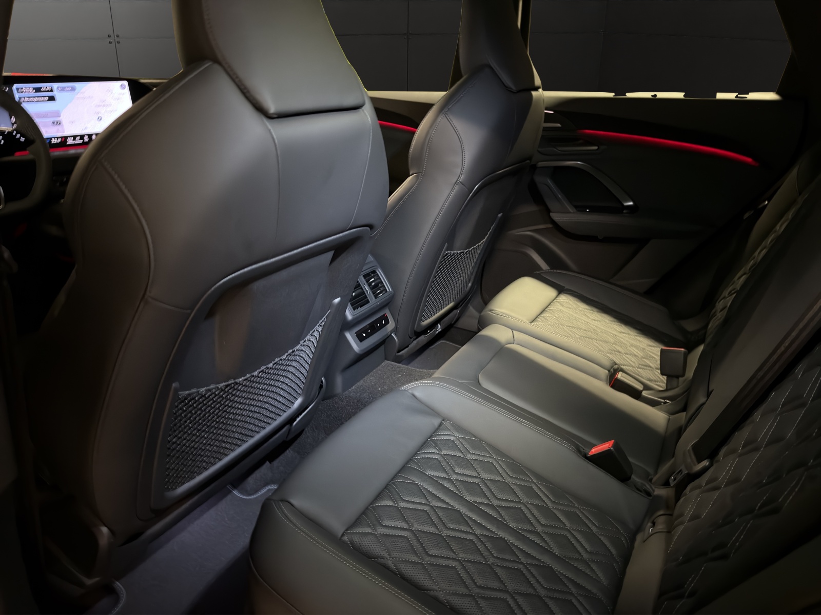 AUDI Q5 TFSI quatto 150 kW S-tronic-image-16