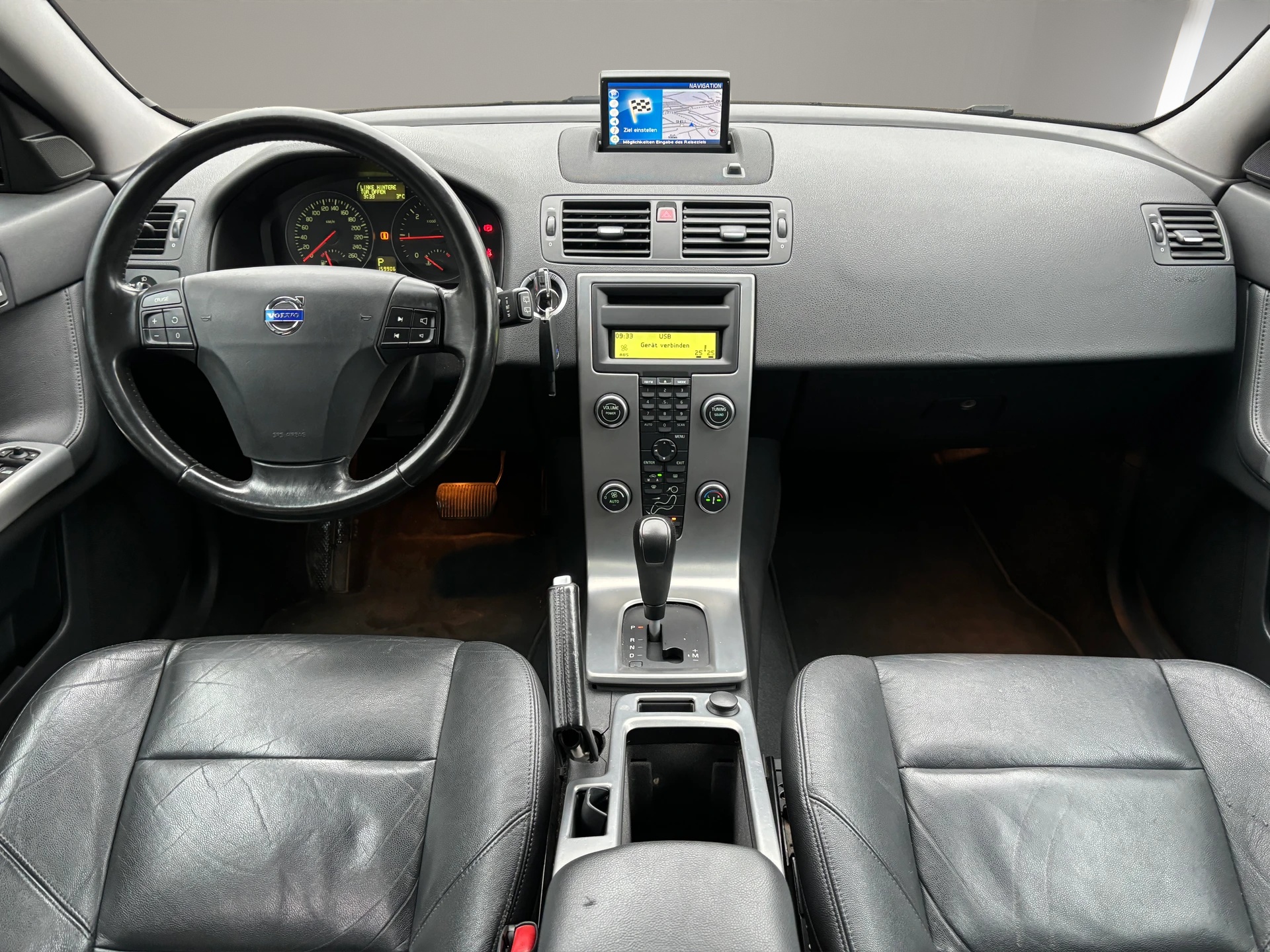 VOLVO V50 2.0D Momentum Powershift-image-12