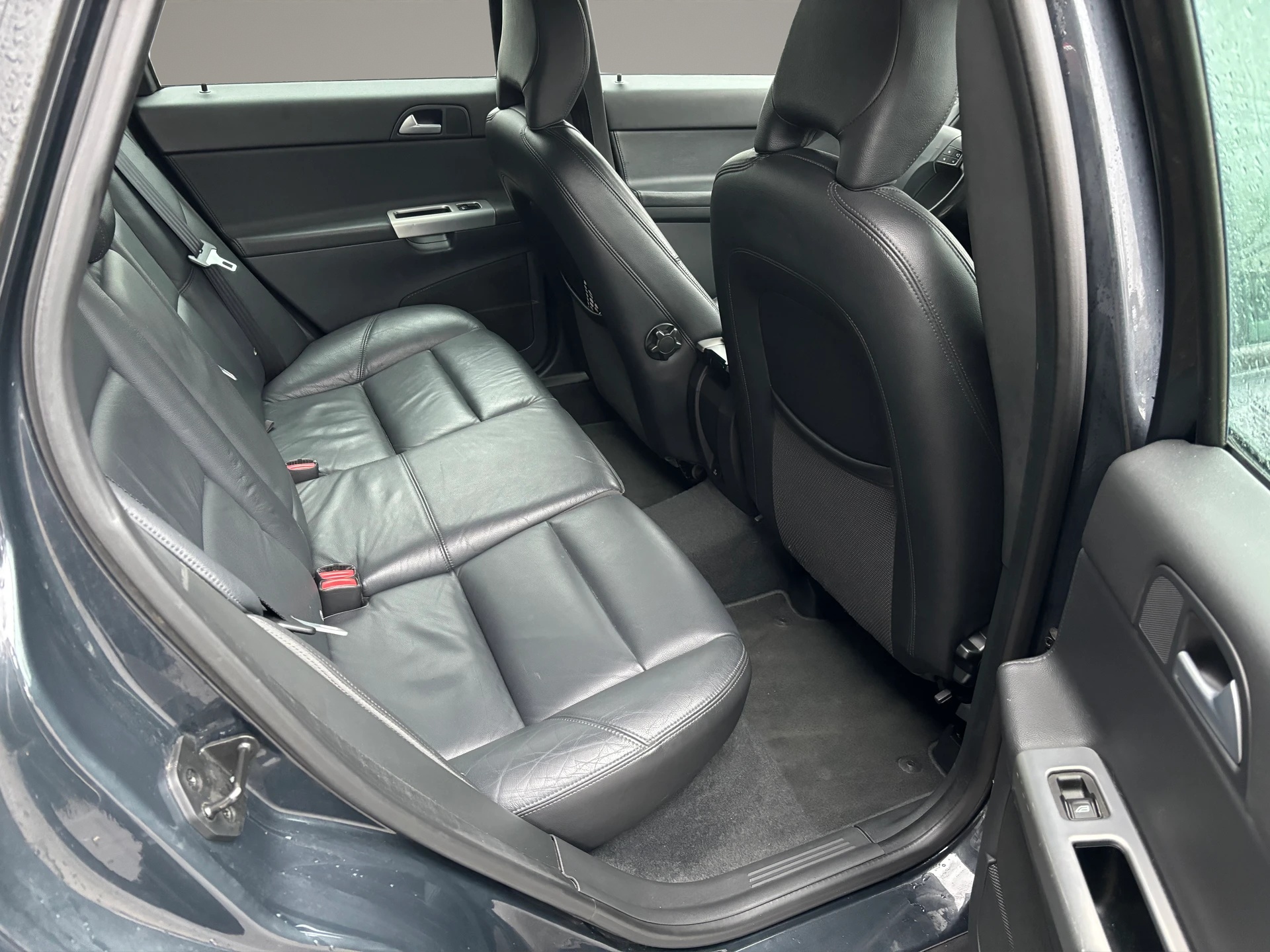 VOLVO V50 2.0D Momentum Powershift-image-16