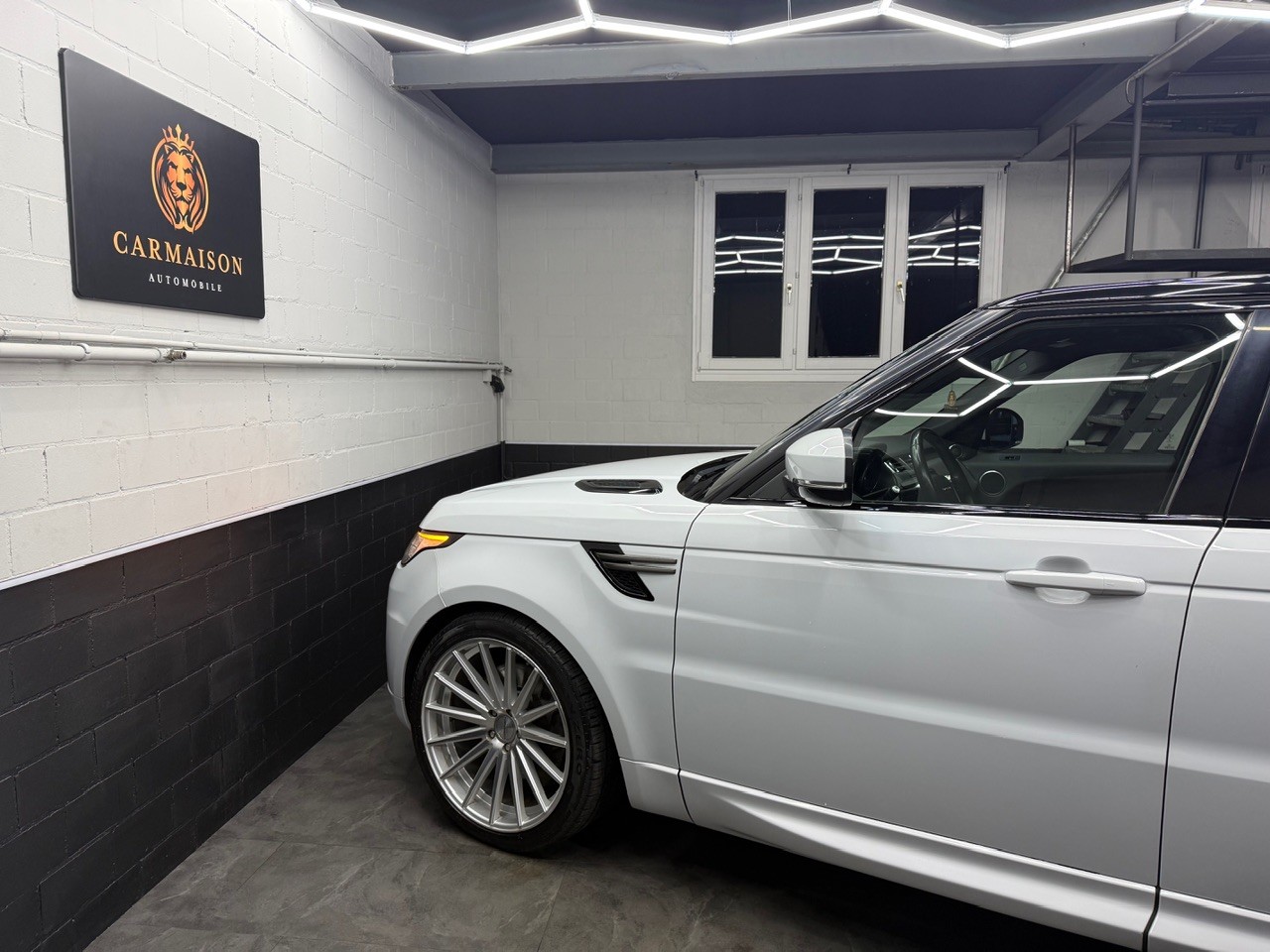 LAND ROVER Range Rover Sport 3.0 SDV6 SE | Vossen Wheels | Luftfahrwerk | Anhängerkupplung 3.5T-image-10