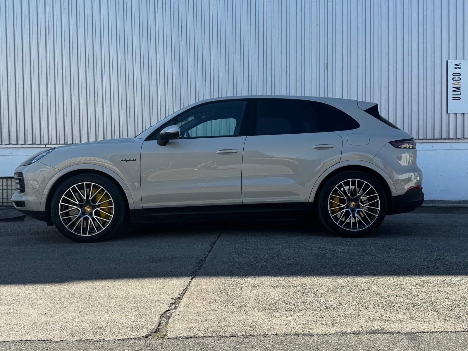 PORSCHE Cayenne E-Hybrid Platinum Edition