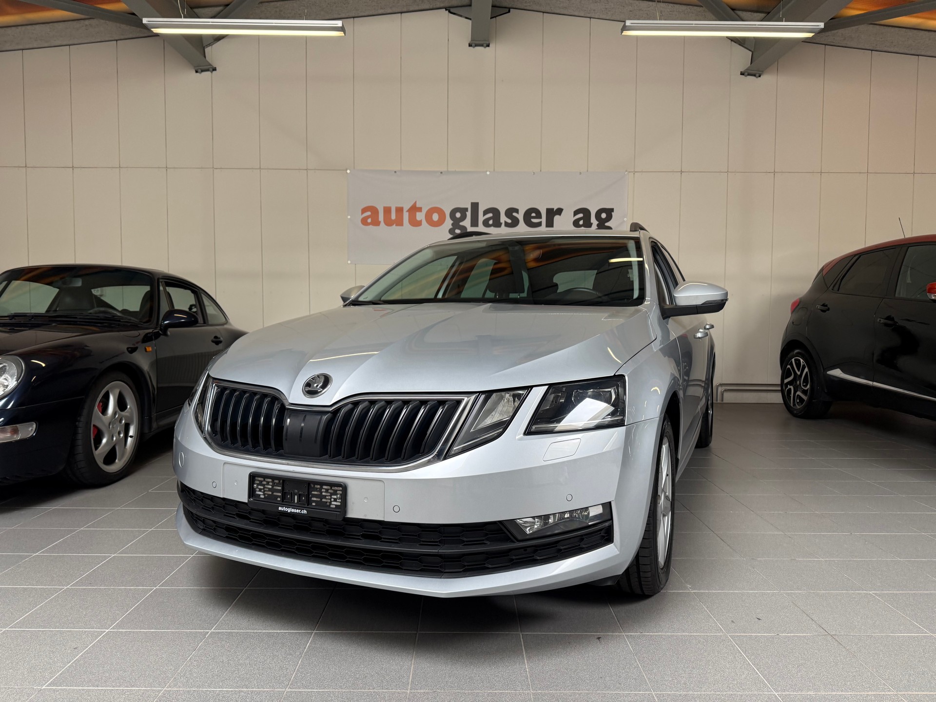 SKODA Octavia Combi 1.6 TDI Ambition DSG