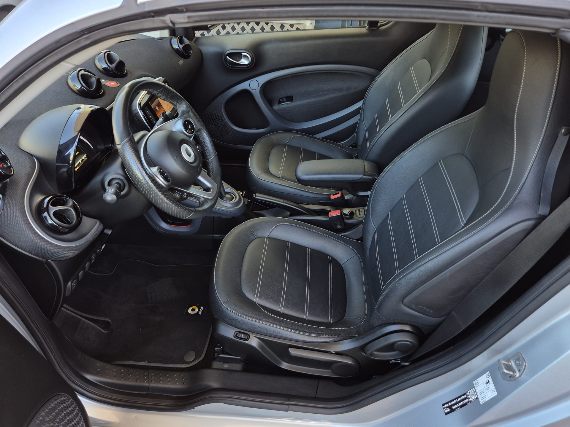 SMART fortwo prime twinmatic-image-11