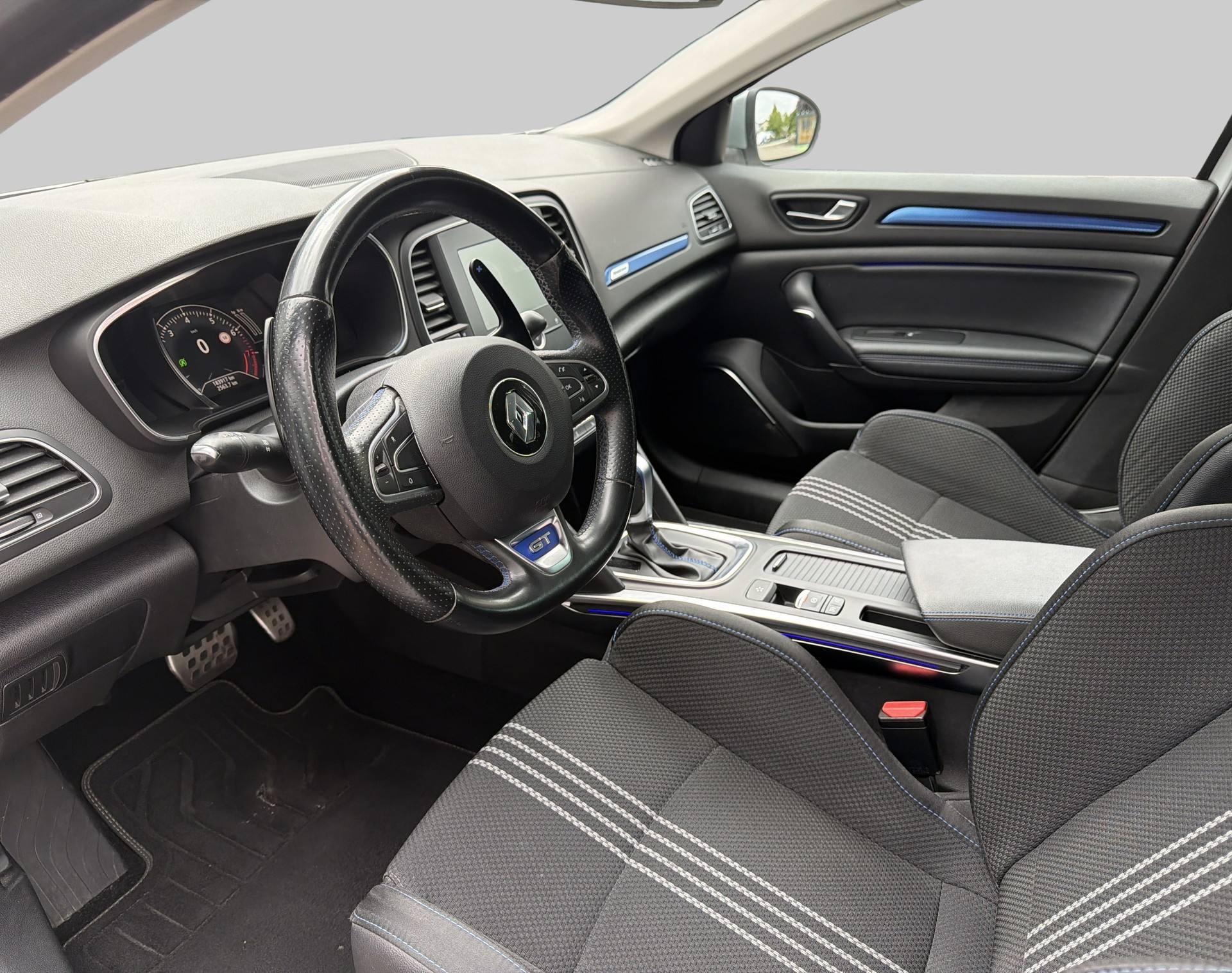 RENAULT Mégane Grandtour 1.6 TCe 205 GT-image-7