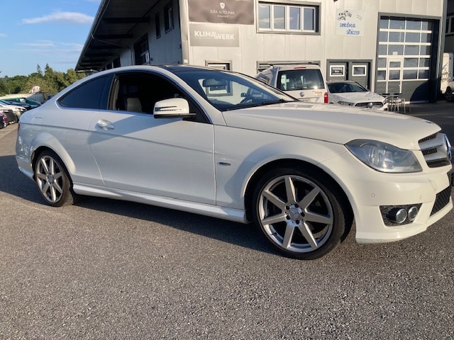 MERCEDES-BENZ C 220 CDI Coupé