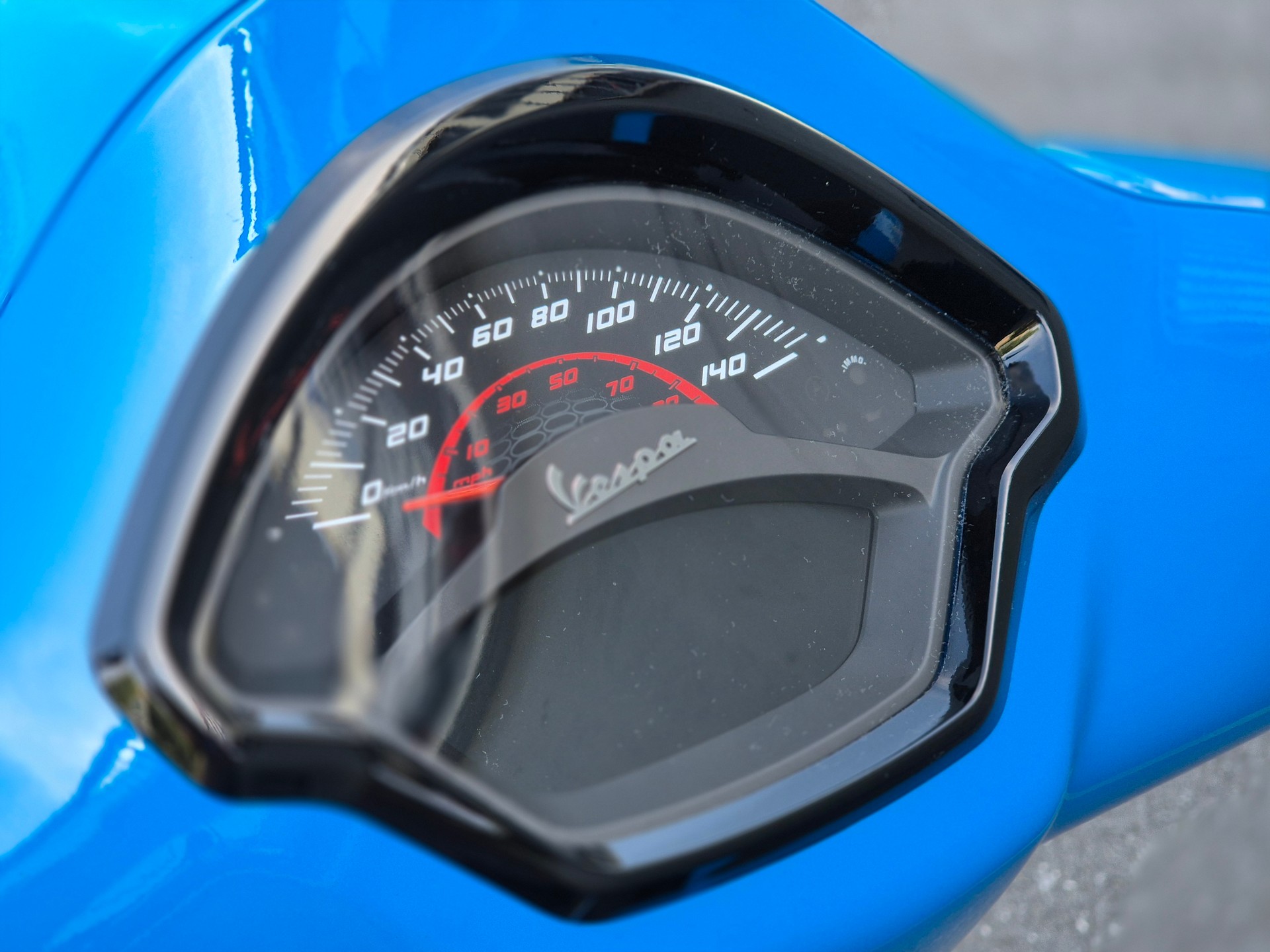 PIAGGIO GTS 125 Super Sport-image-4