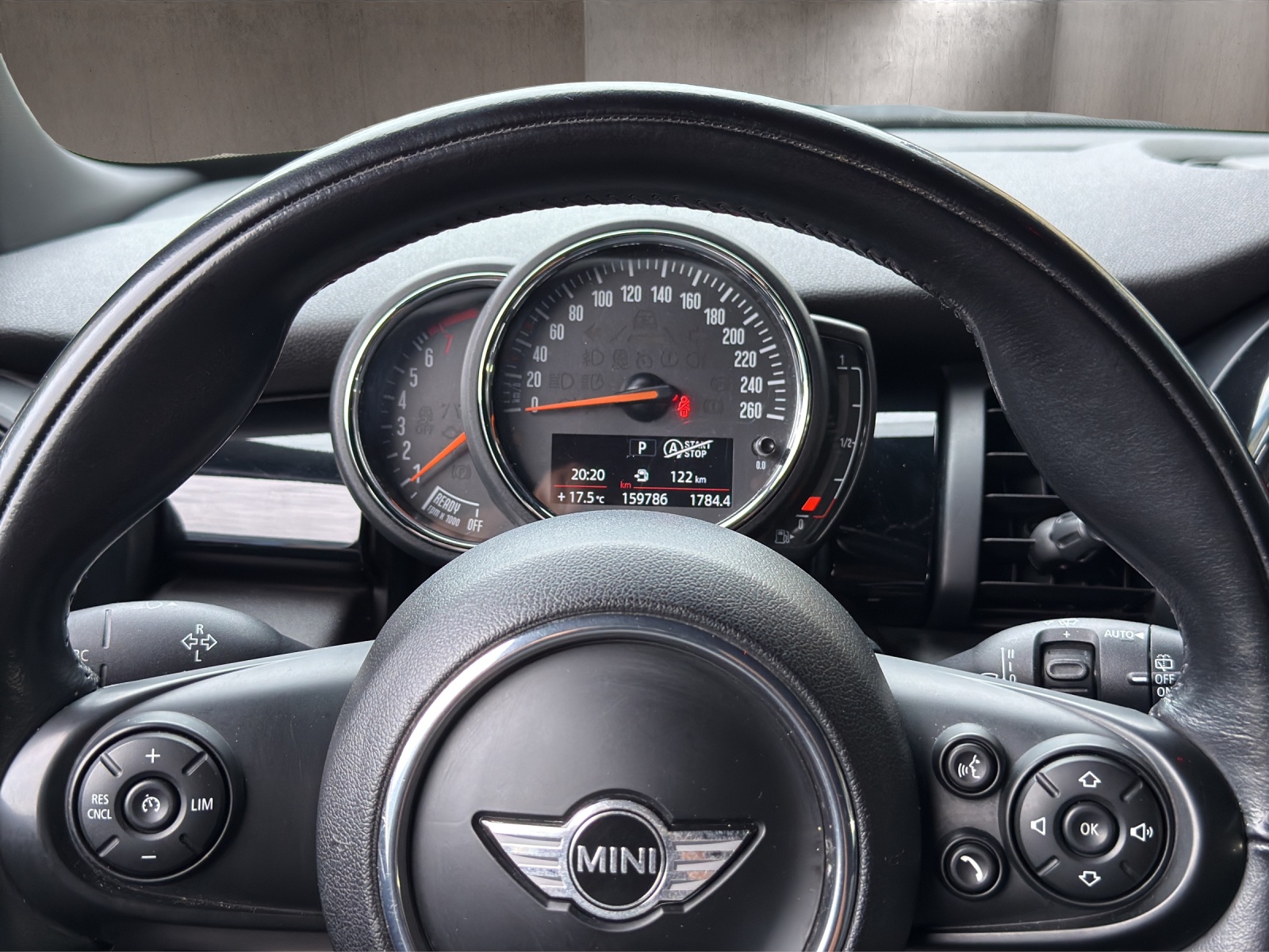 MINI Cooper Steptronic-image-14