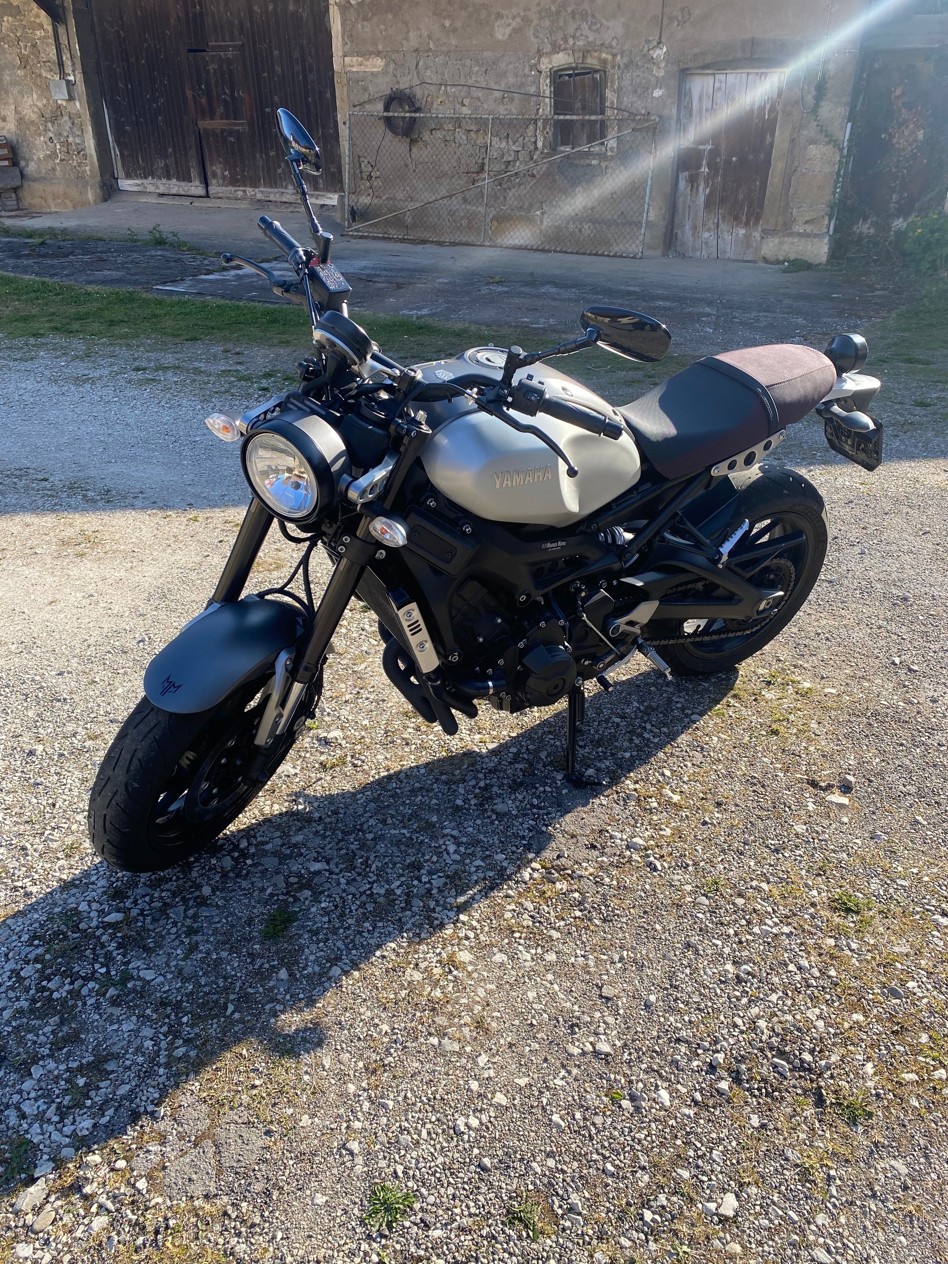 YAMAHA XSR 900-image-8