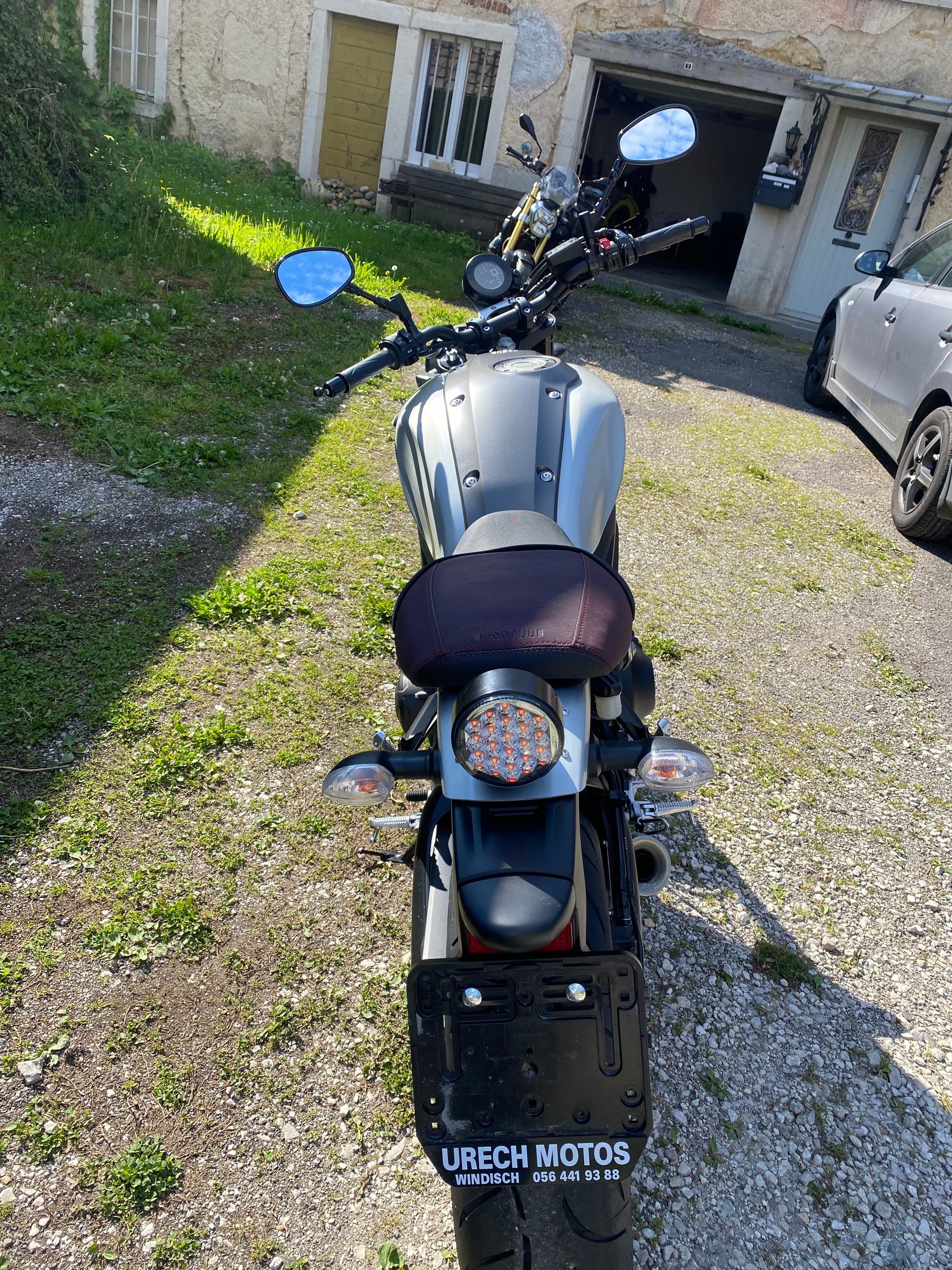 YAMAHA XSR 900-image-3