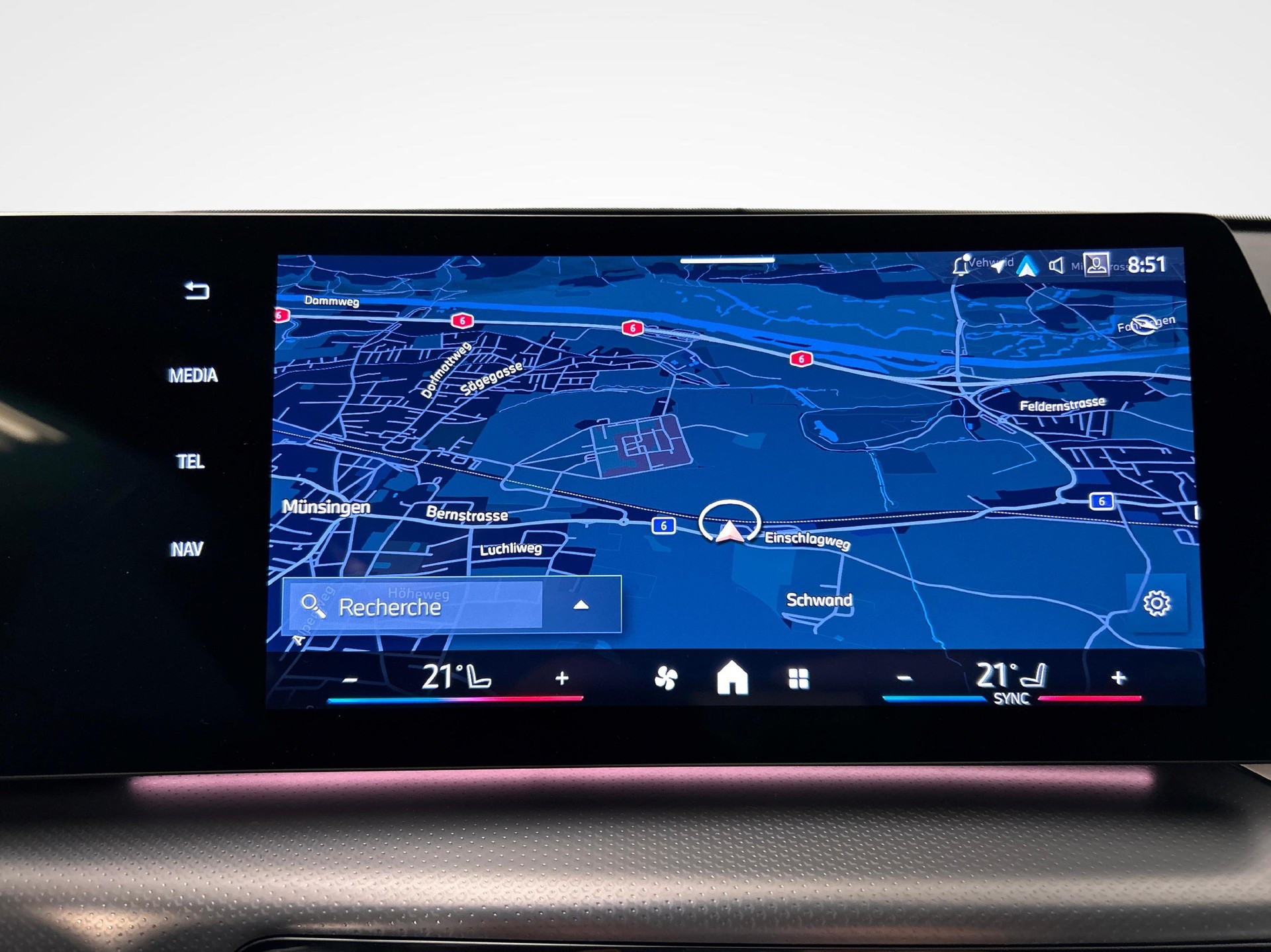 BMW X1 23d xDrive paddles-image-7