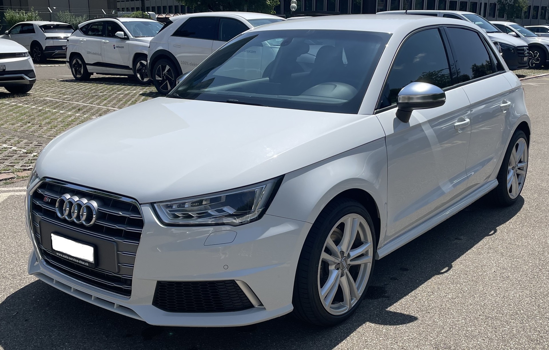 AUDI 2.0 TFSI quattro