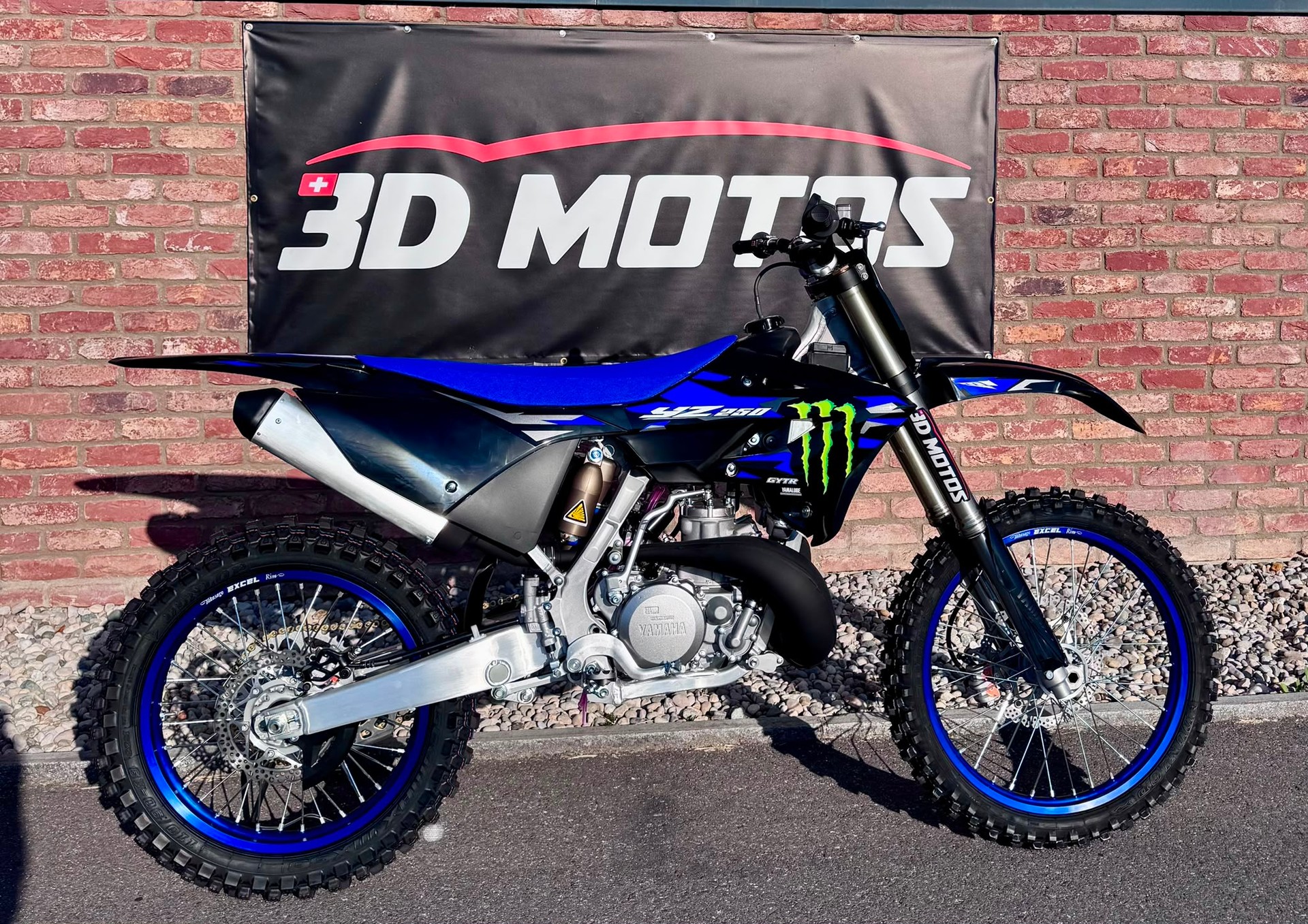 YAMAHA 2025-image-0