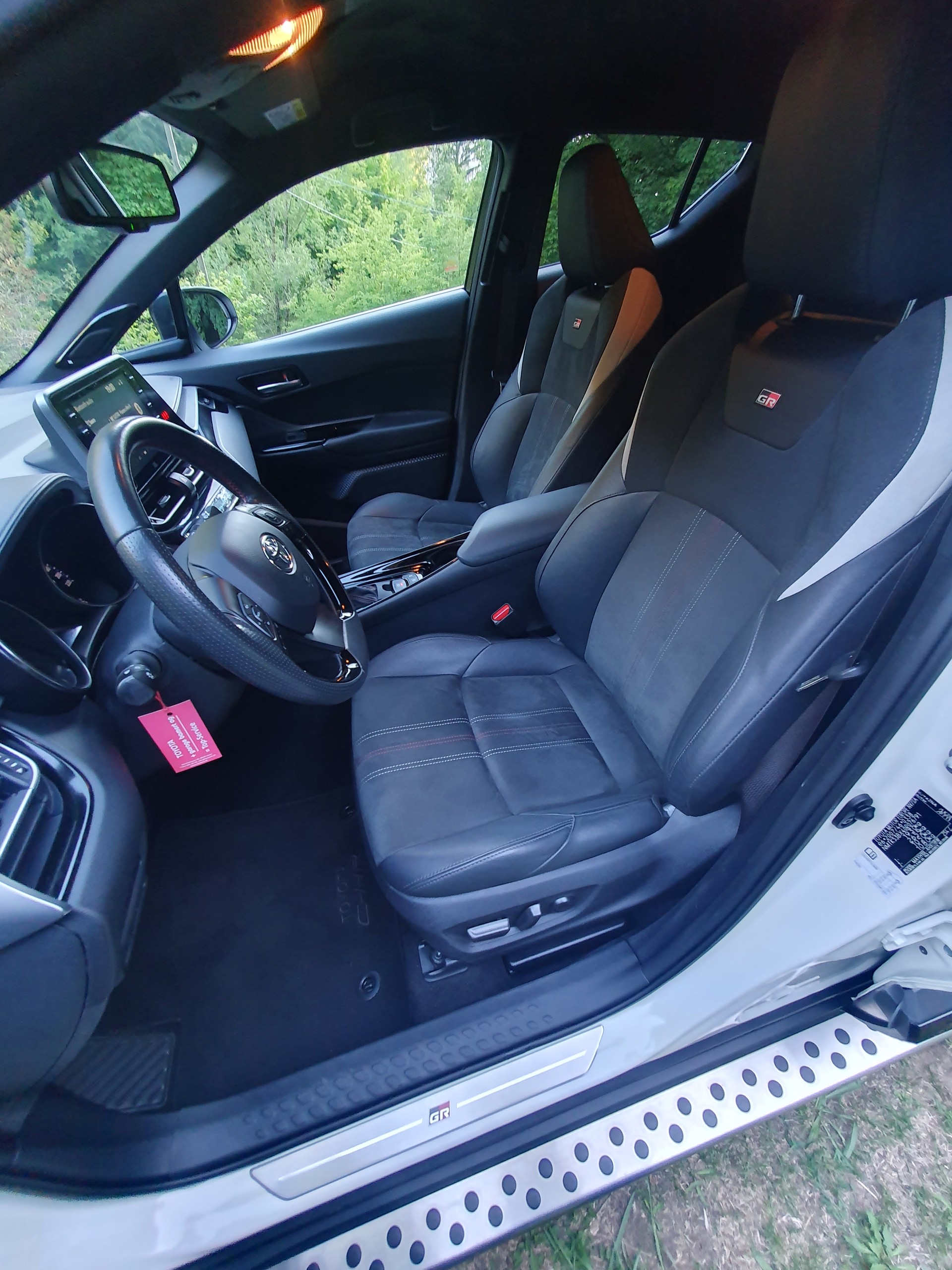 TOYOTA 2.0 VVTi HSD GR Sport-image-4