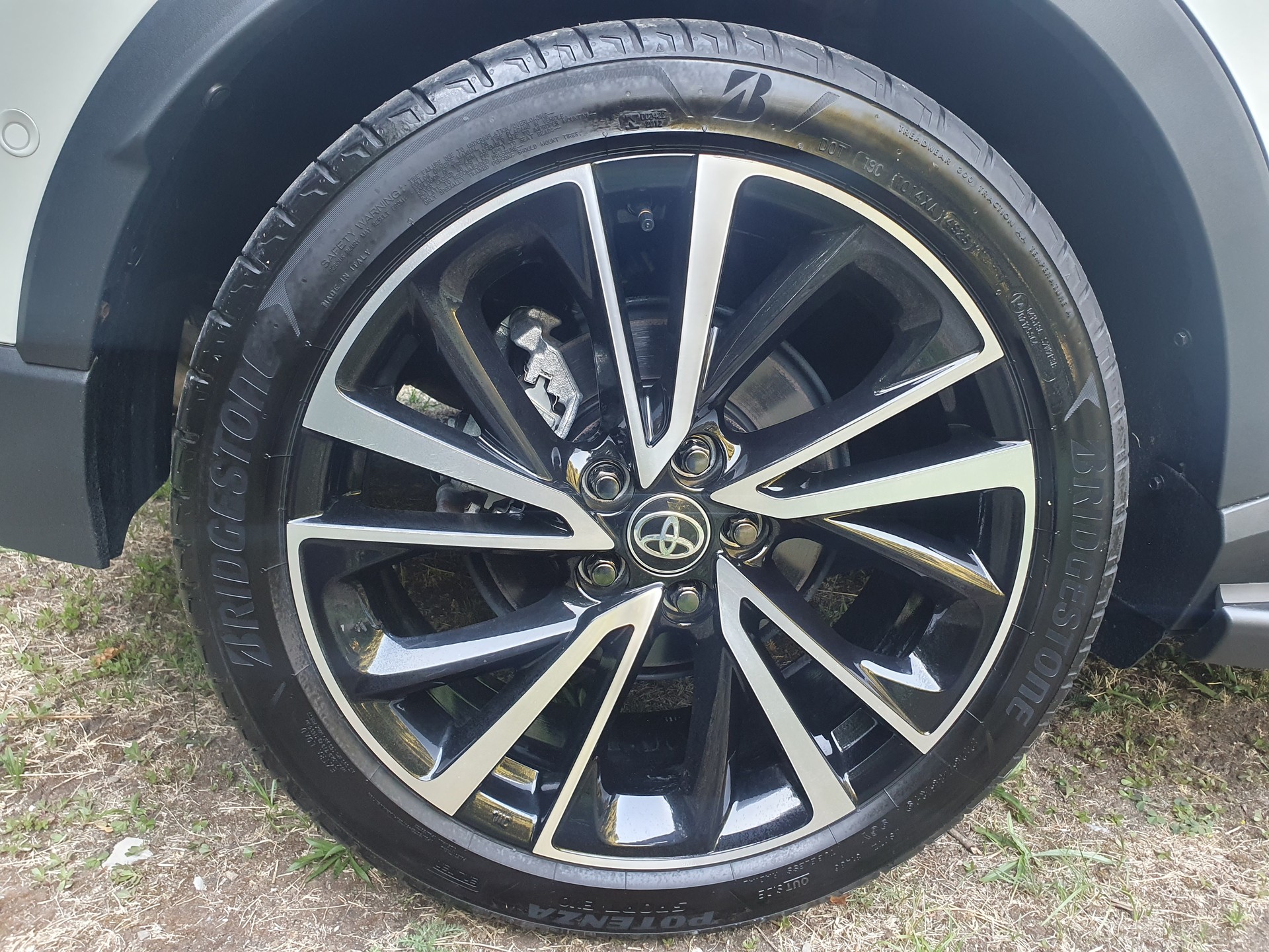 TOYOTA 2.0 VVTi HSD GR Sport-image-9