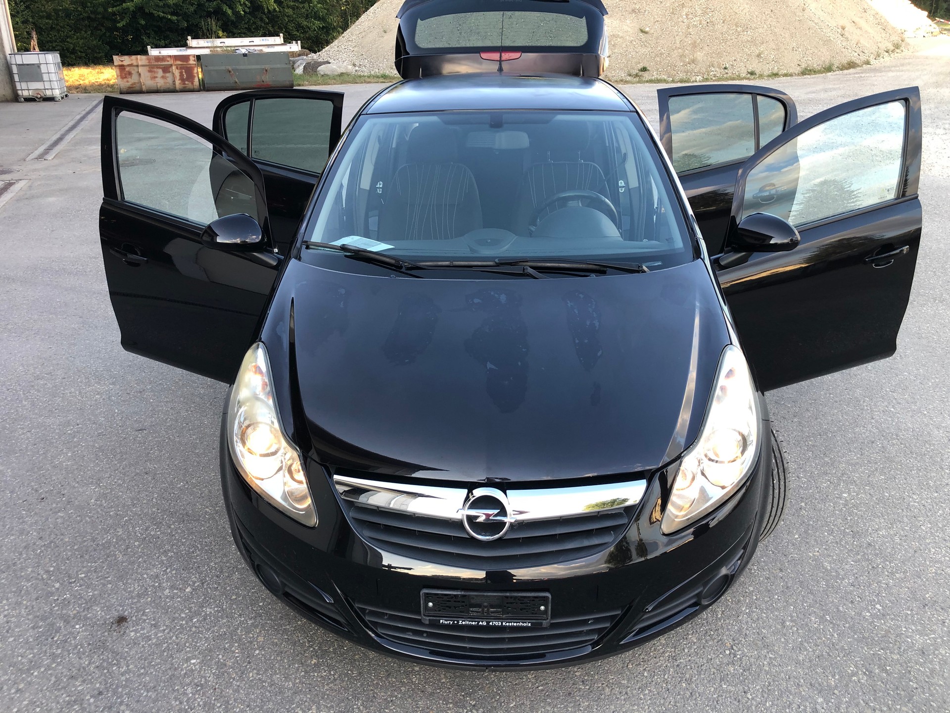 OPEL Corsa 1.4 TP Color Edition-image-11