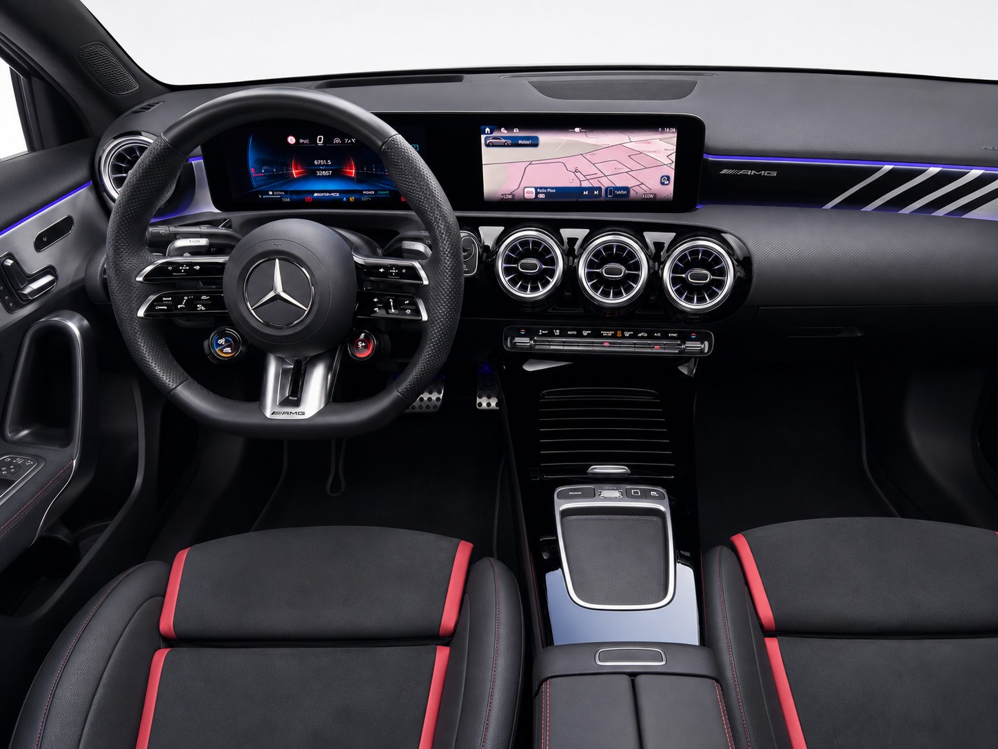 MERCEDES-BENZ A 35 AMG 4matic * CH FAHRZEUG-image-9