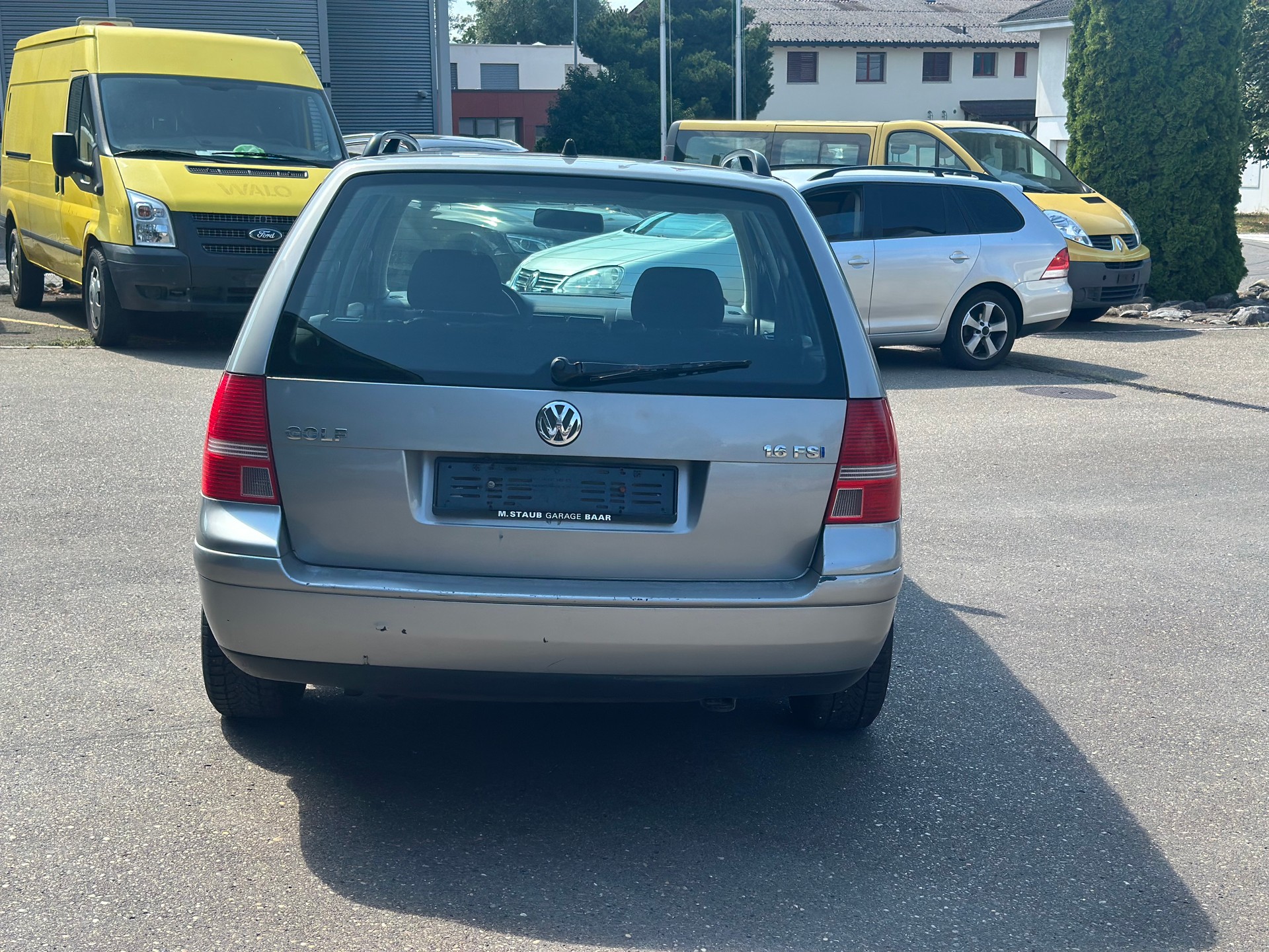 VW Golf Variant 1.6 16V FSI Comfortline-image-5