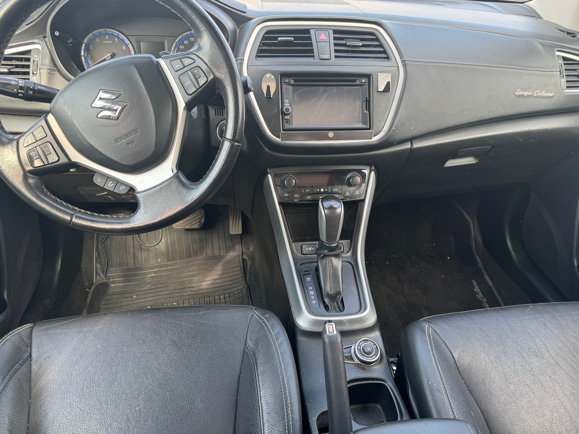 SUZUKI SX4 S-Cross 1.6 16V Sergio Cellano 4WD CVT7-image-6