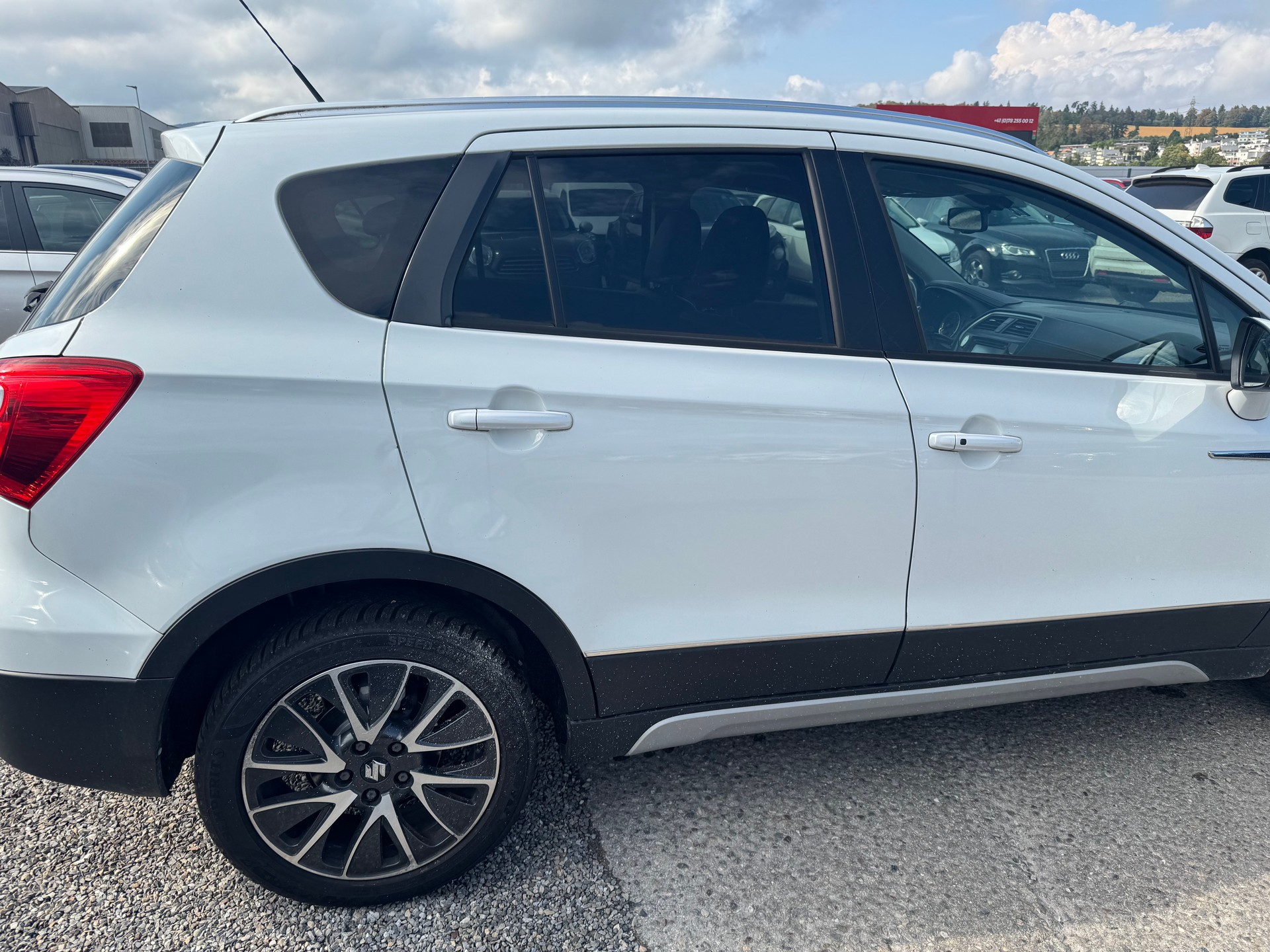 SUZUKI SX4 S-Cross 1.6 16V Sergio Cellano 4WD CVT7-image-3