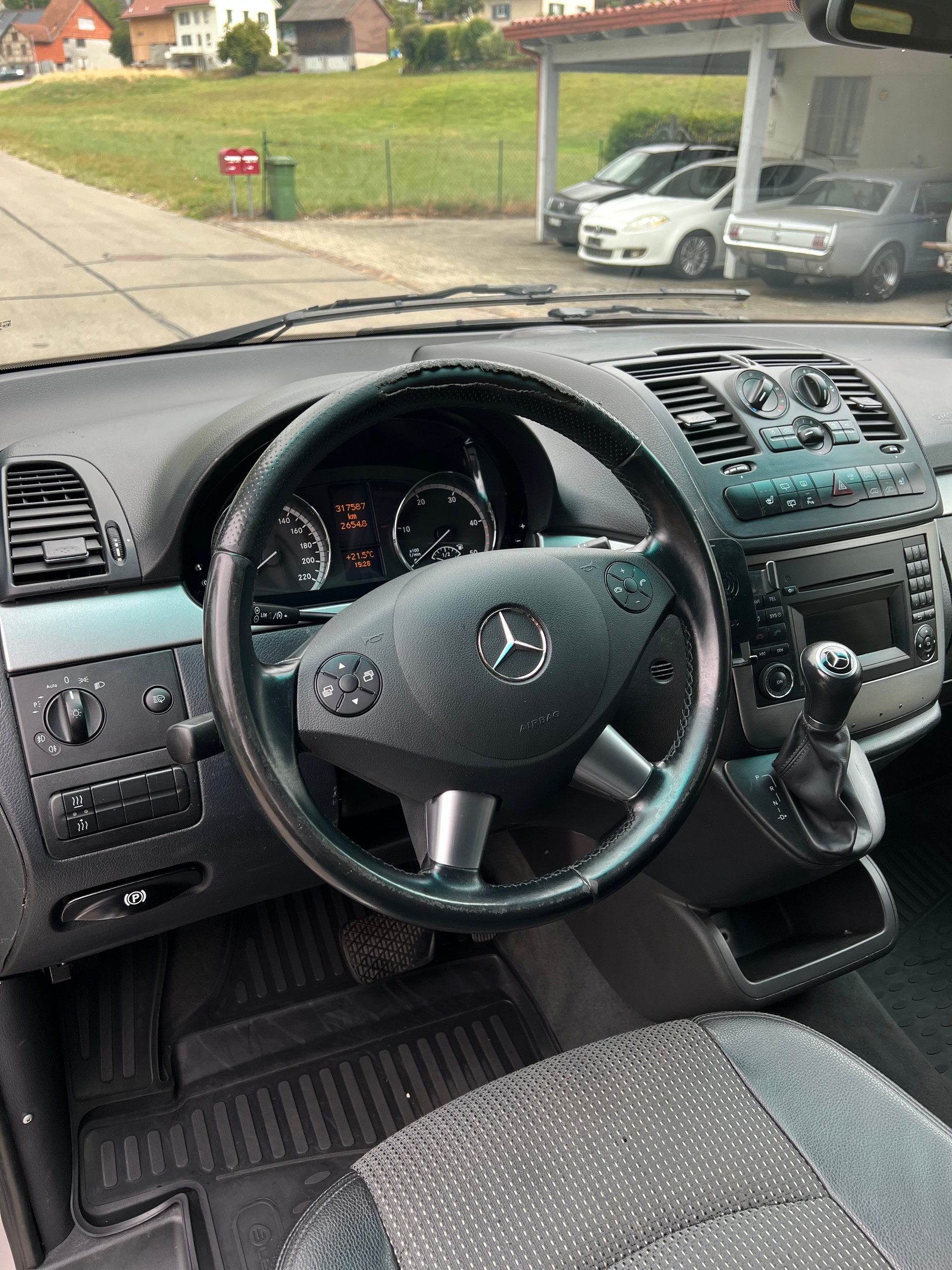 MERCEDES-BENZ Viano 2.2 CDI Blue Efficiency Trend L A-image-8