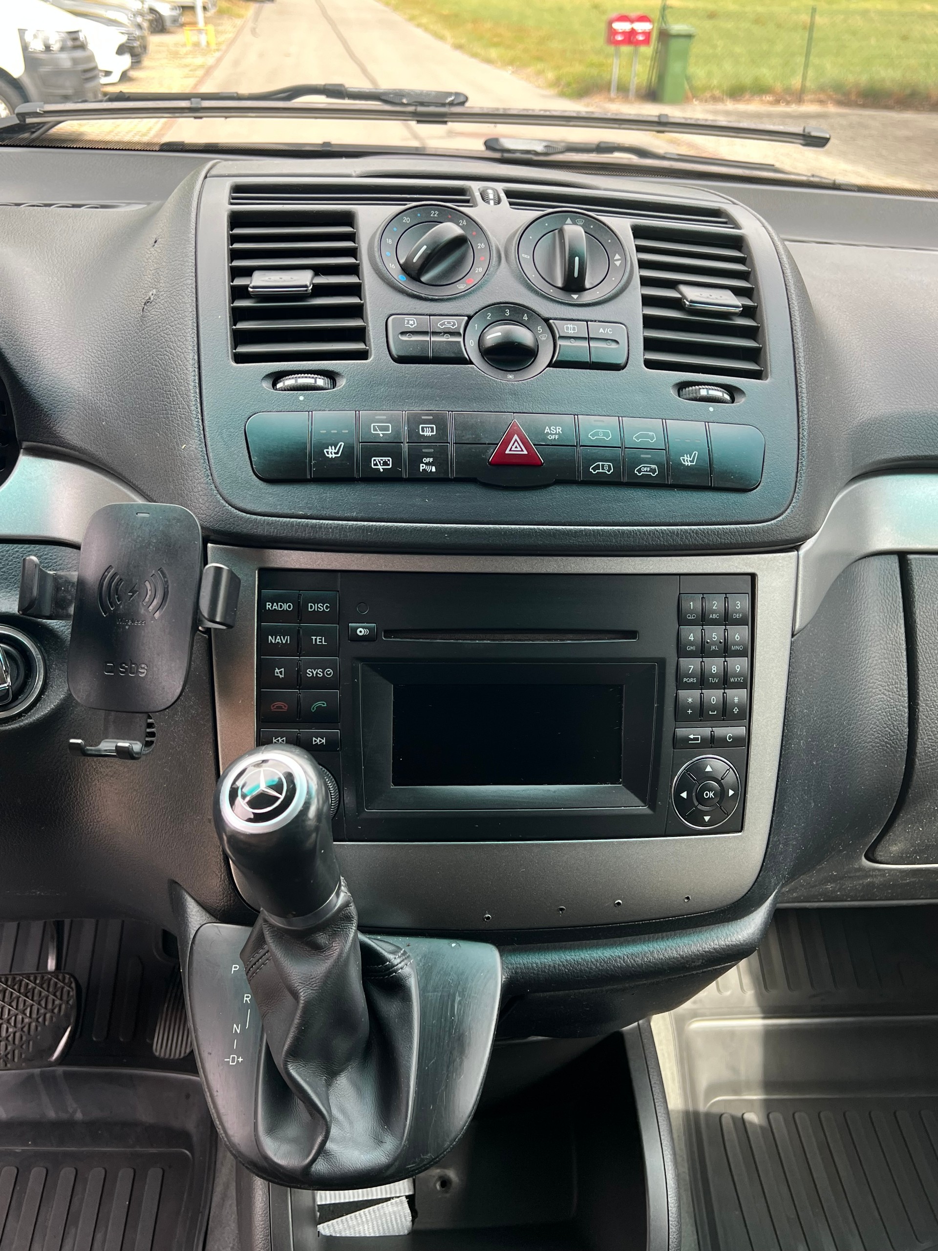 MERCEDES-BENZ Viano 2.2 CDI Blue Efficiency Trend L A-image-11