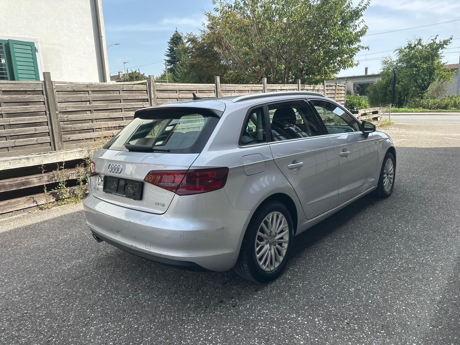 AUDI A3 Sportback 1.4 TFSI Ambiente-showroom-element-2