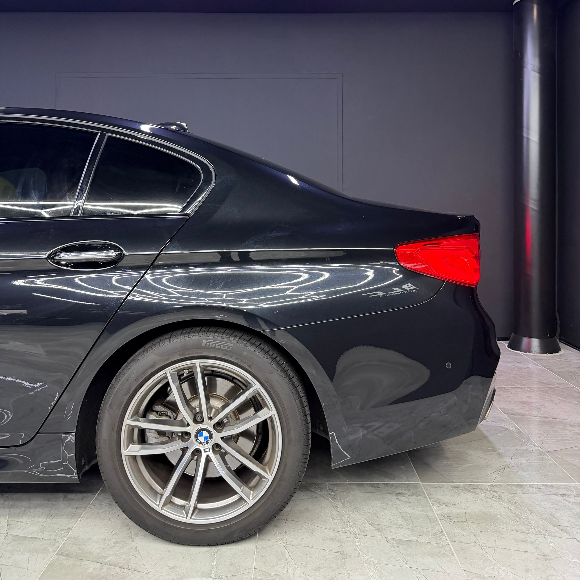 BMW 520d xDrive Steptronic-image-5