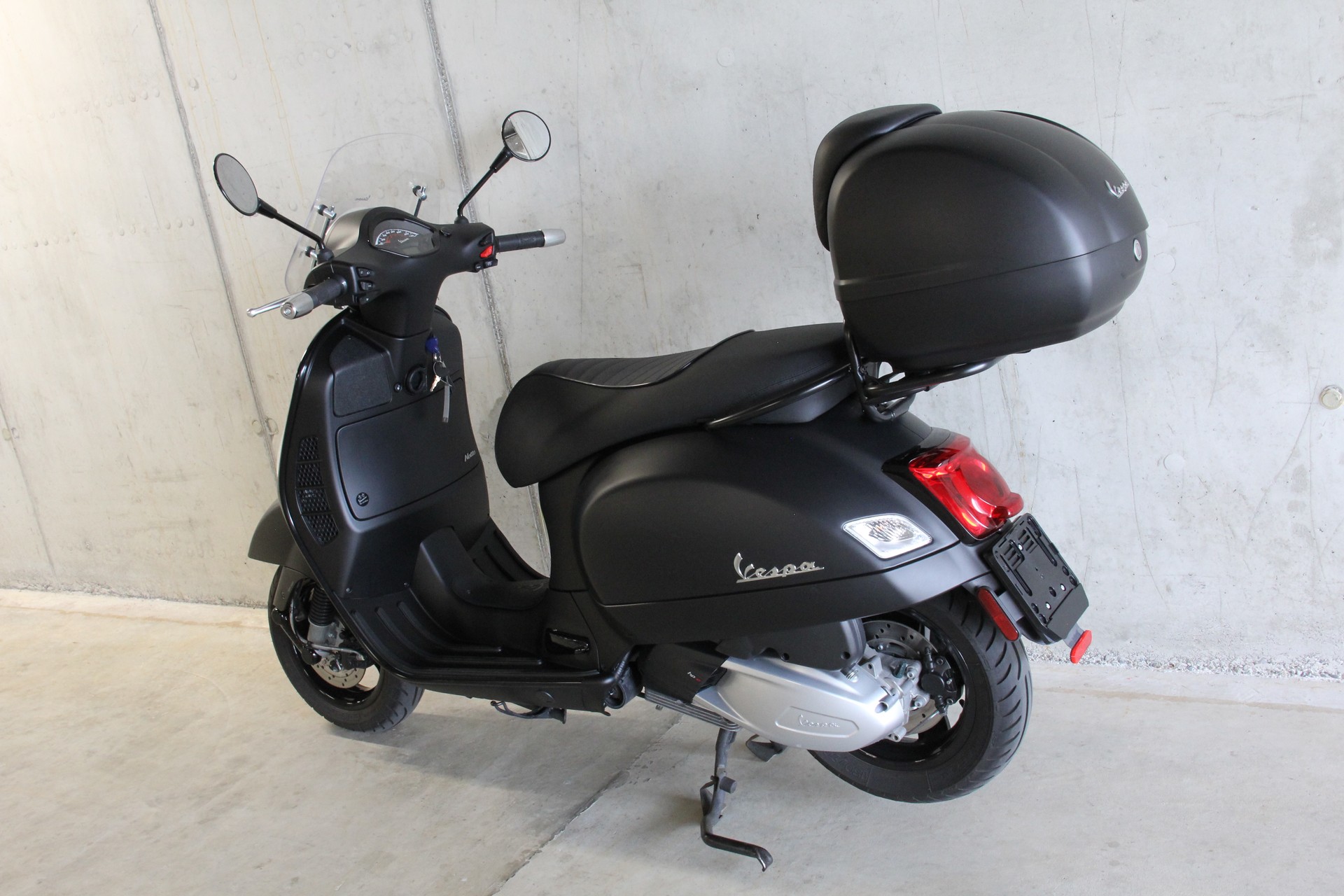 PIAGGIO Vespa GTS 300 HPE Super Notte ABS/ASR-image-9