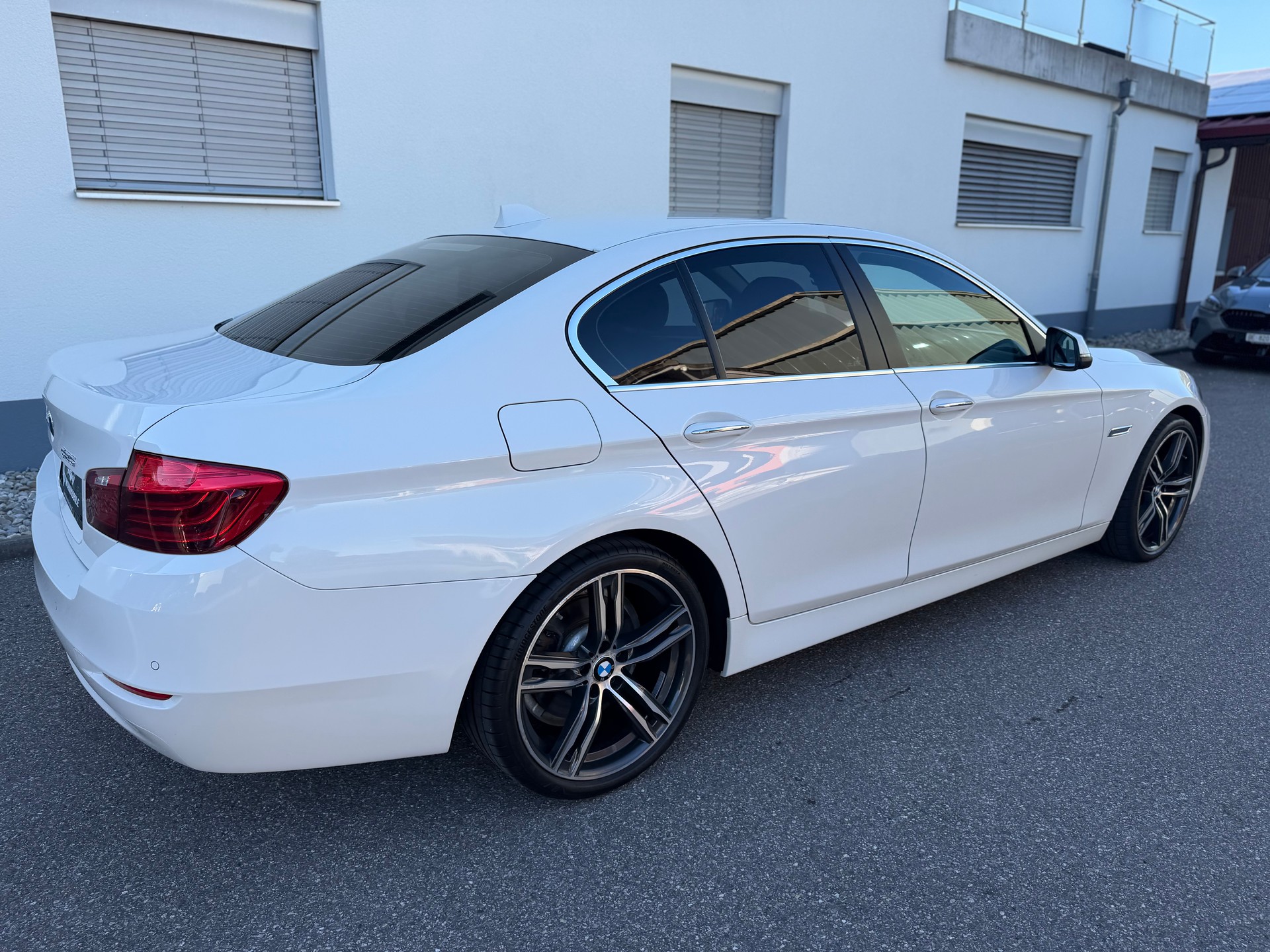 BMW 525d xDrive Steptronic-image-5