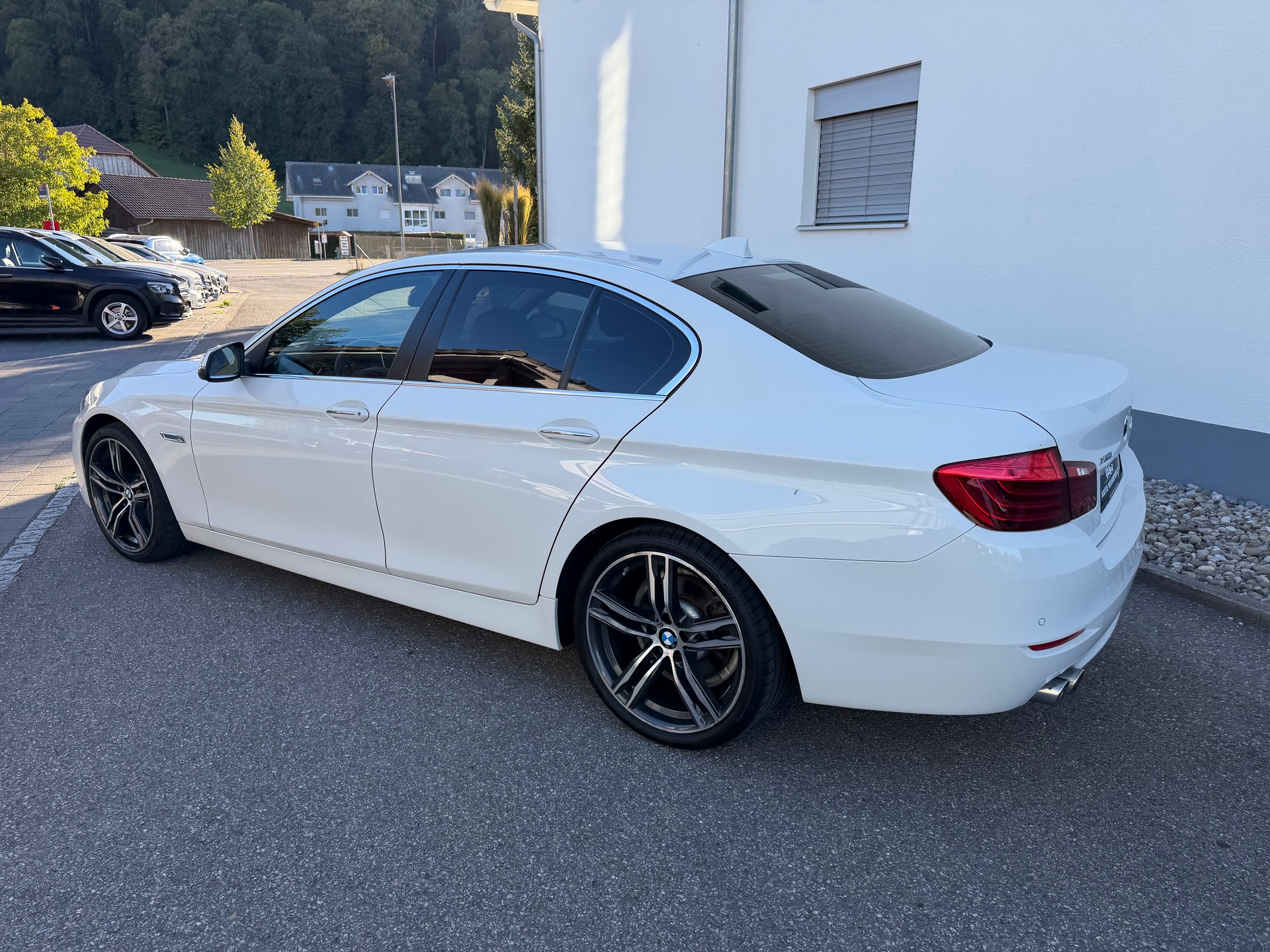 BMW 525d xDrive Steptronic-image-12