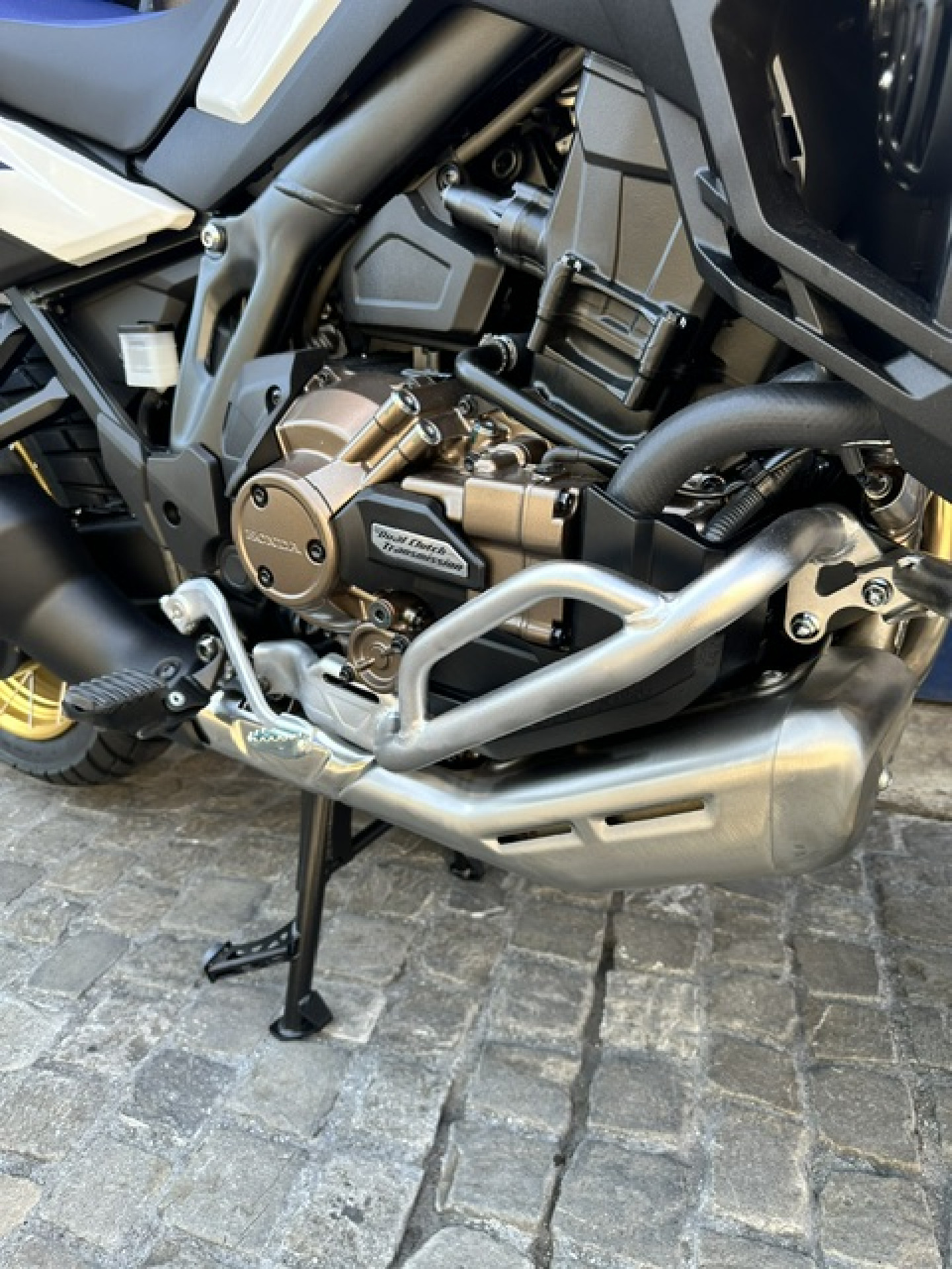 HONDA CRF 1100 L Africa Twin DCT Tricolor mit viel Honda Original Zübehör gratis-image-4