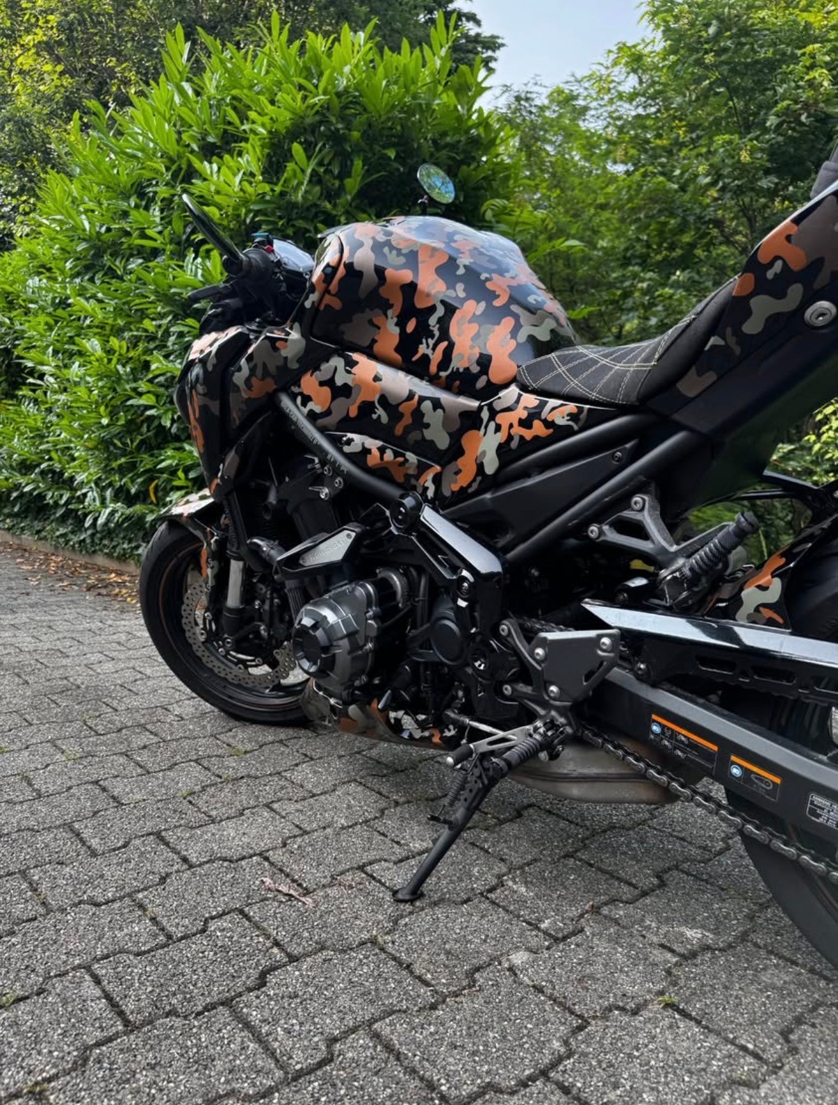 KAWASAKI Z 900-image-4