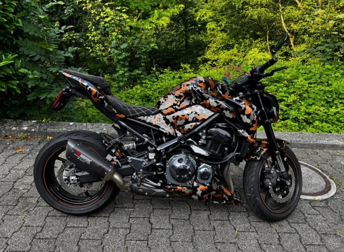 KAWASAKI Z 900-image-2