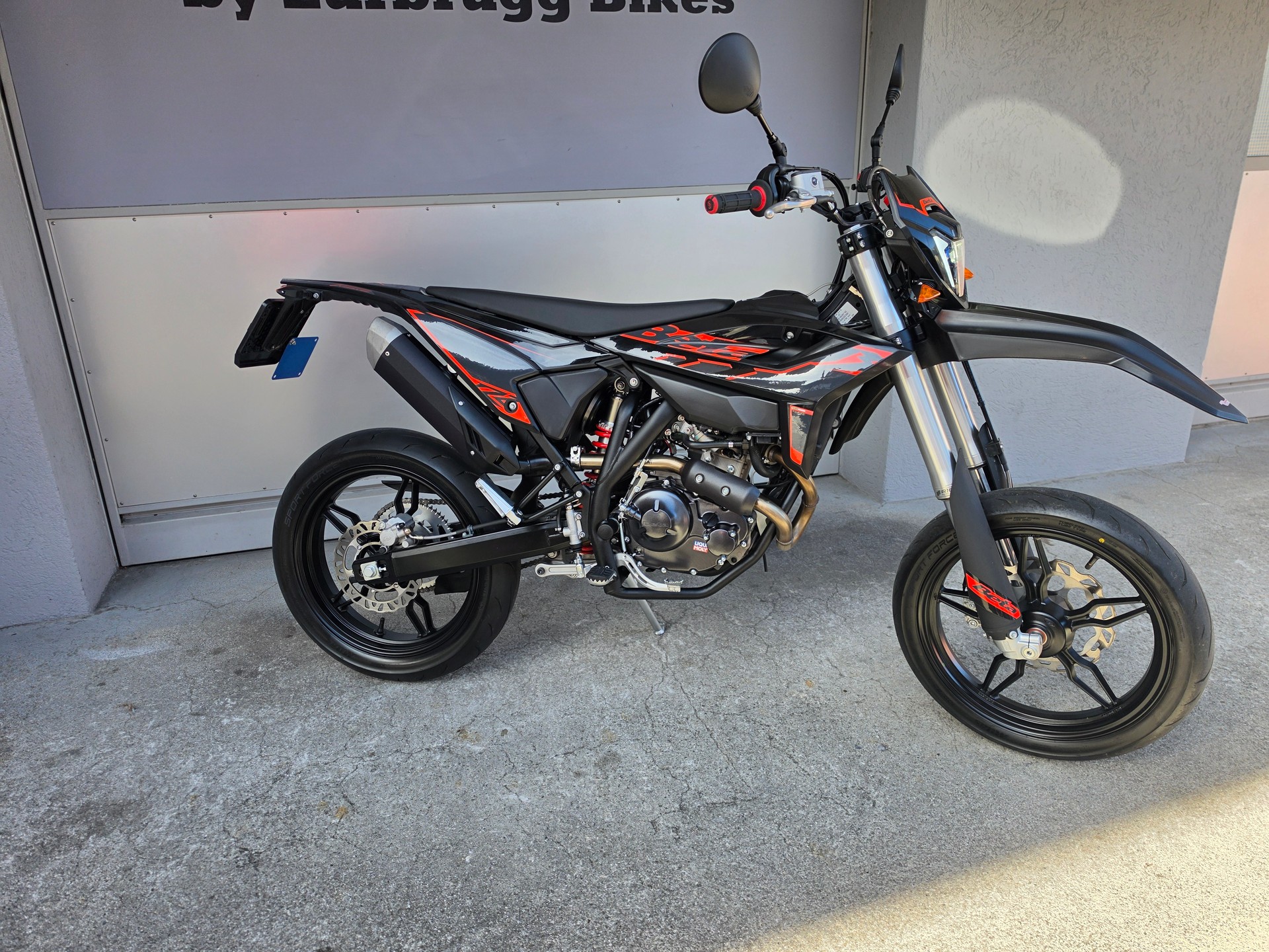 BETA RR 125-4T T Motard-image-1