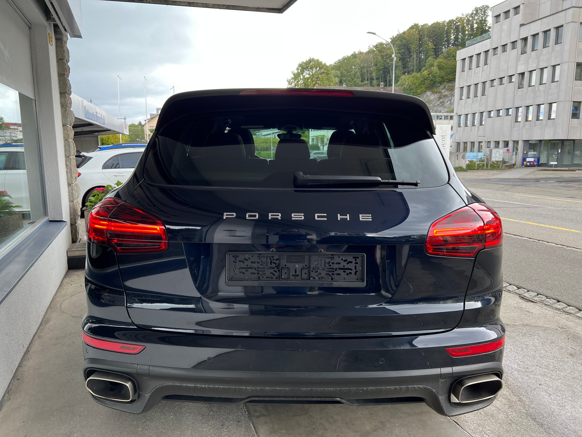 PORSCHE Cayenne Diesel-image-5