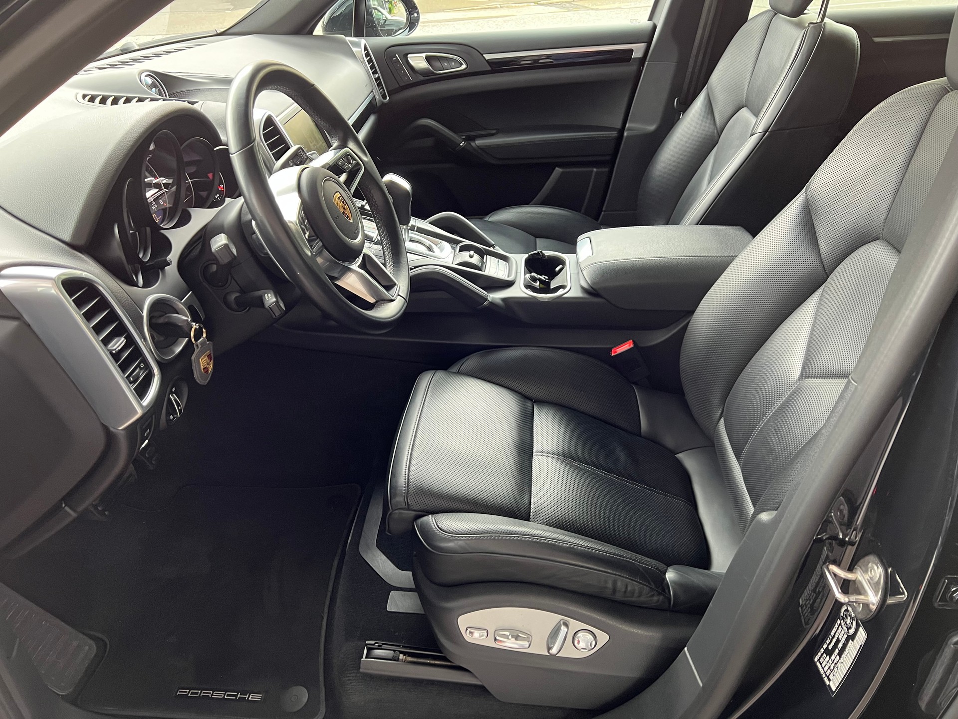 PORSCHE Cayenne Diesel-image-7