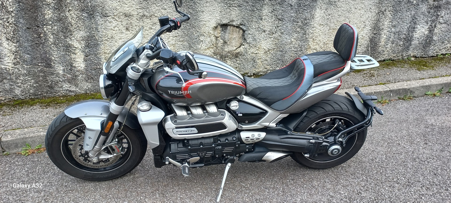 TRIUMPH Rocket 3 GT-image-2