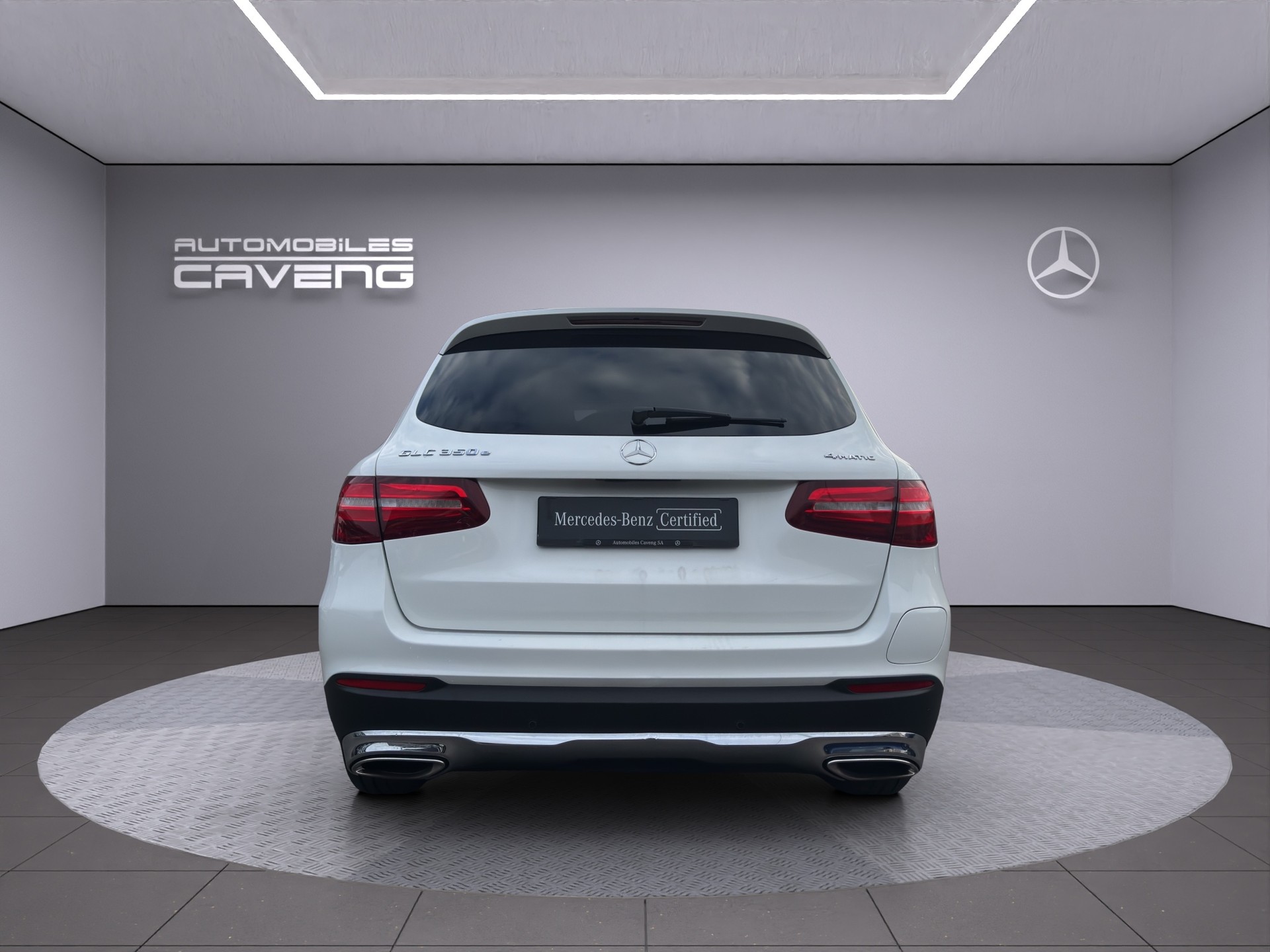 MERCEDES-BENZ GLC 350 e Exclusive 4Matic 7G-Tronic-showroom-element-3